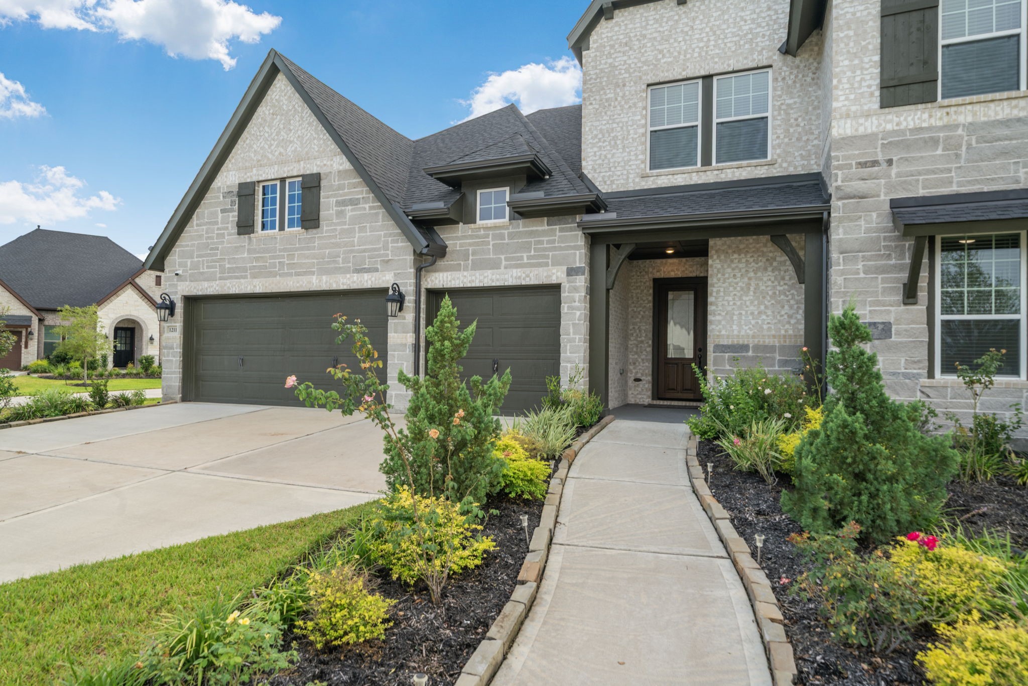 1211 Morning Rose Drive Property Photo 4
