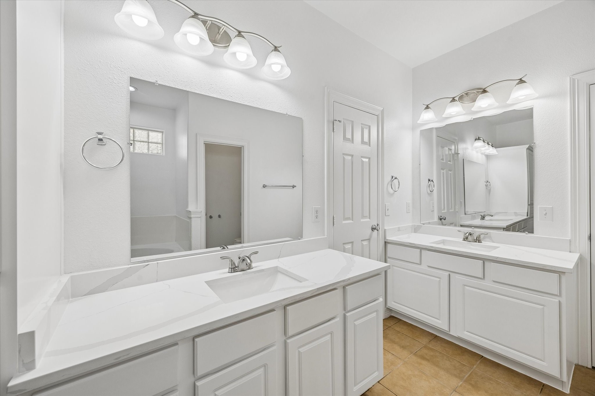16311 N Eldridge Parkway Property Photo 17