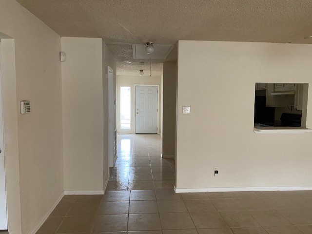2142 Greenbriar Colony Drive Property Photo 5
