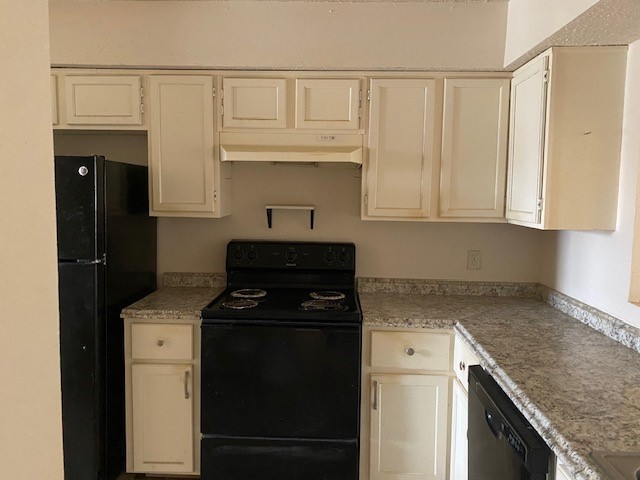 2142 Greenbriar Colony Drive Property Photo 6