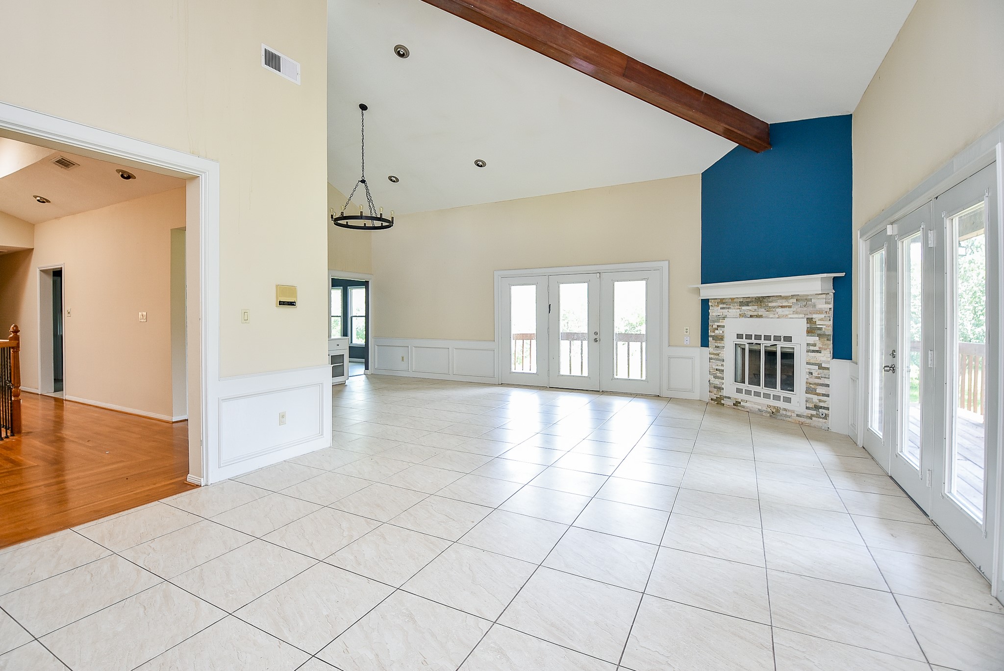 4017 Lovers Lane Property Photo 16