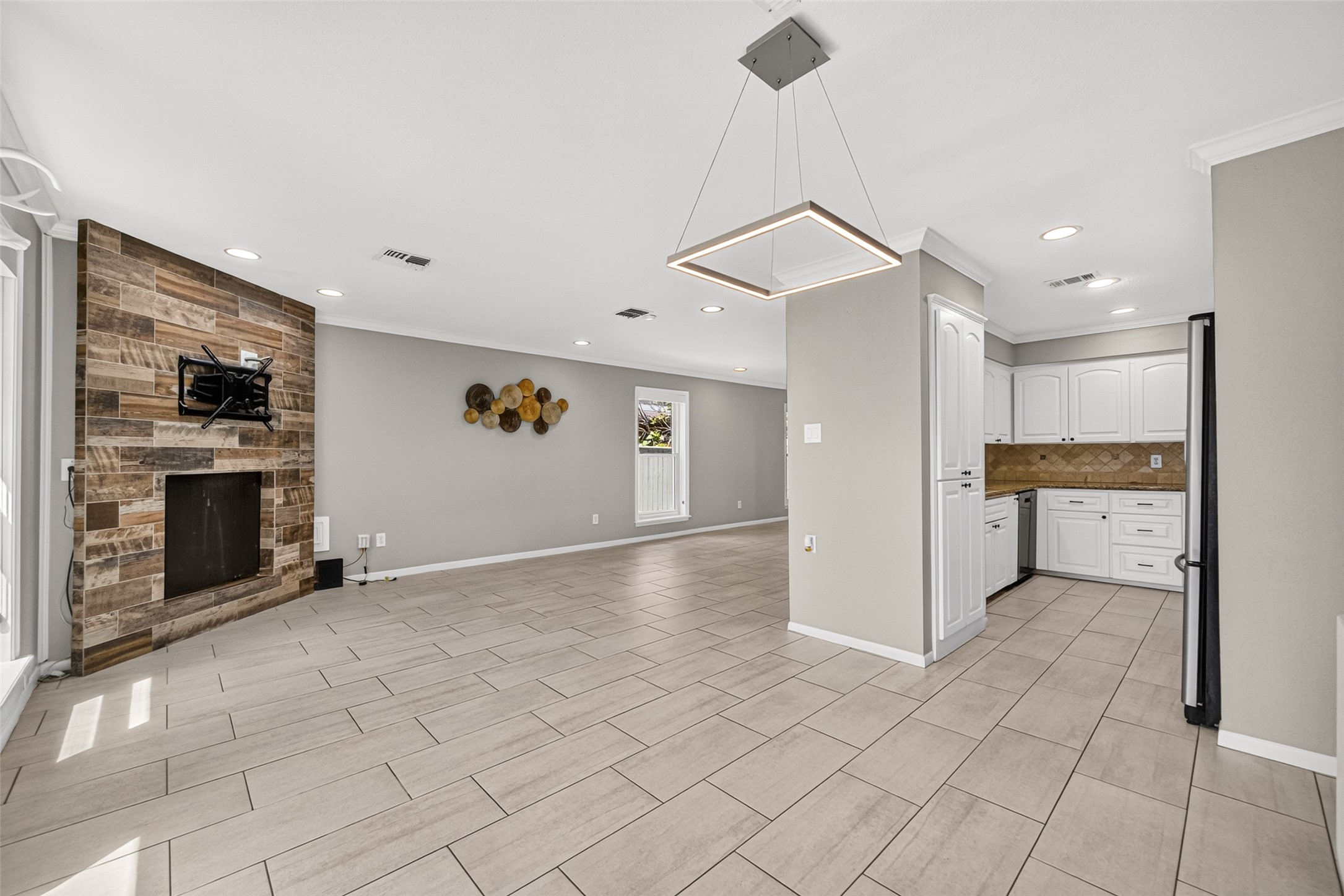 5714 Innsbruck Street Property Photo 11