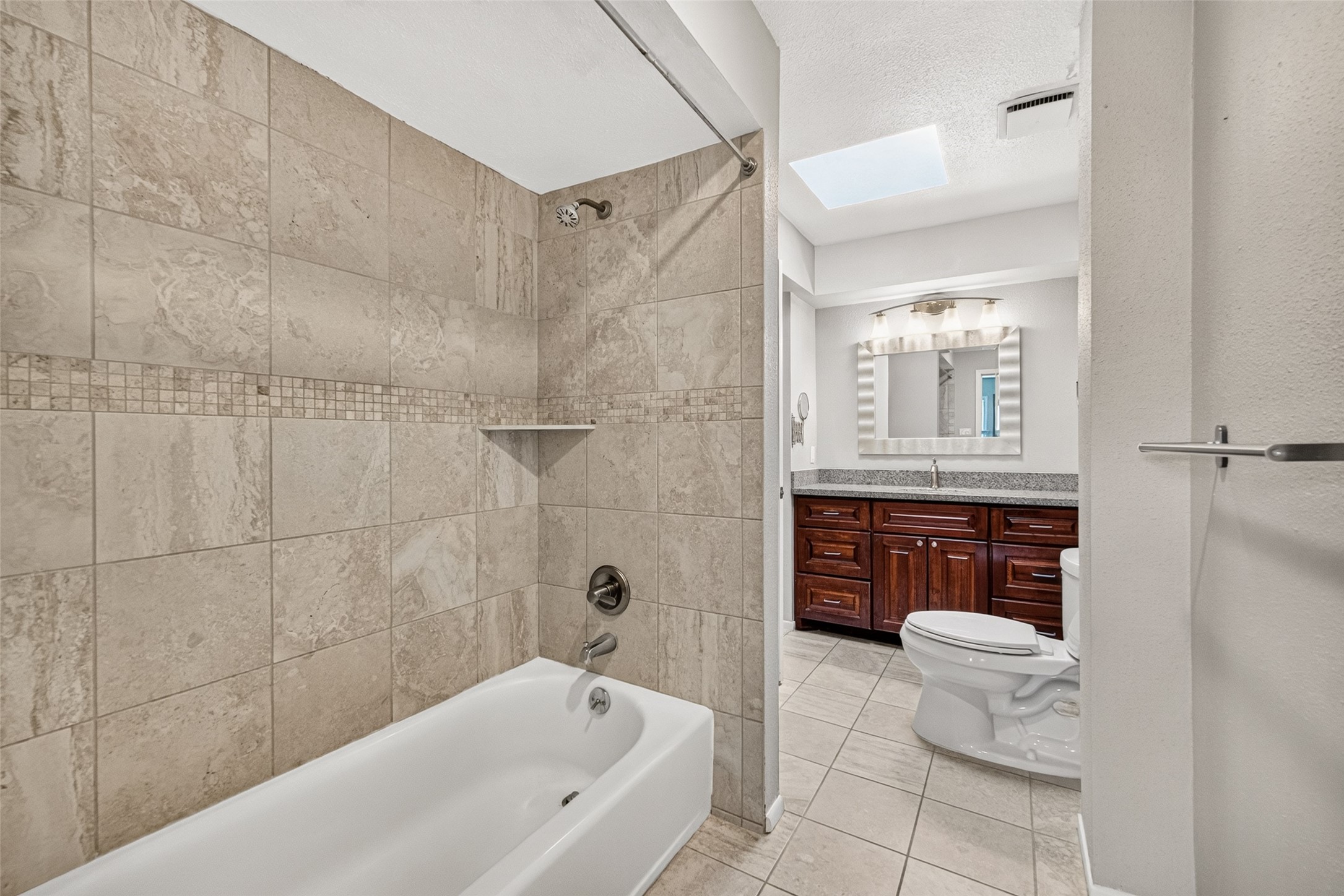 5714 Innsbruck Street Property Photo 40