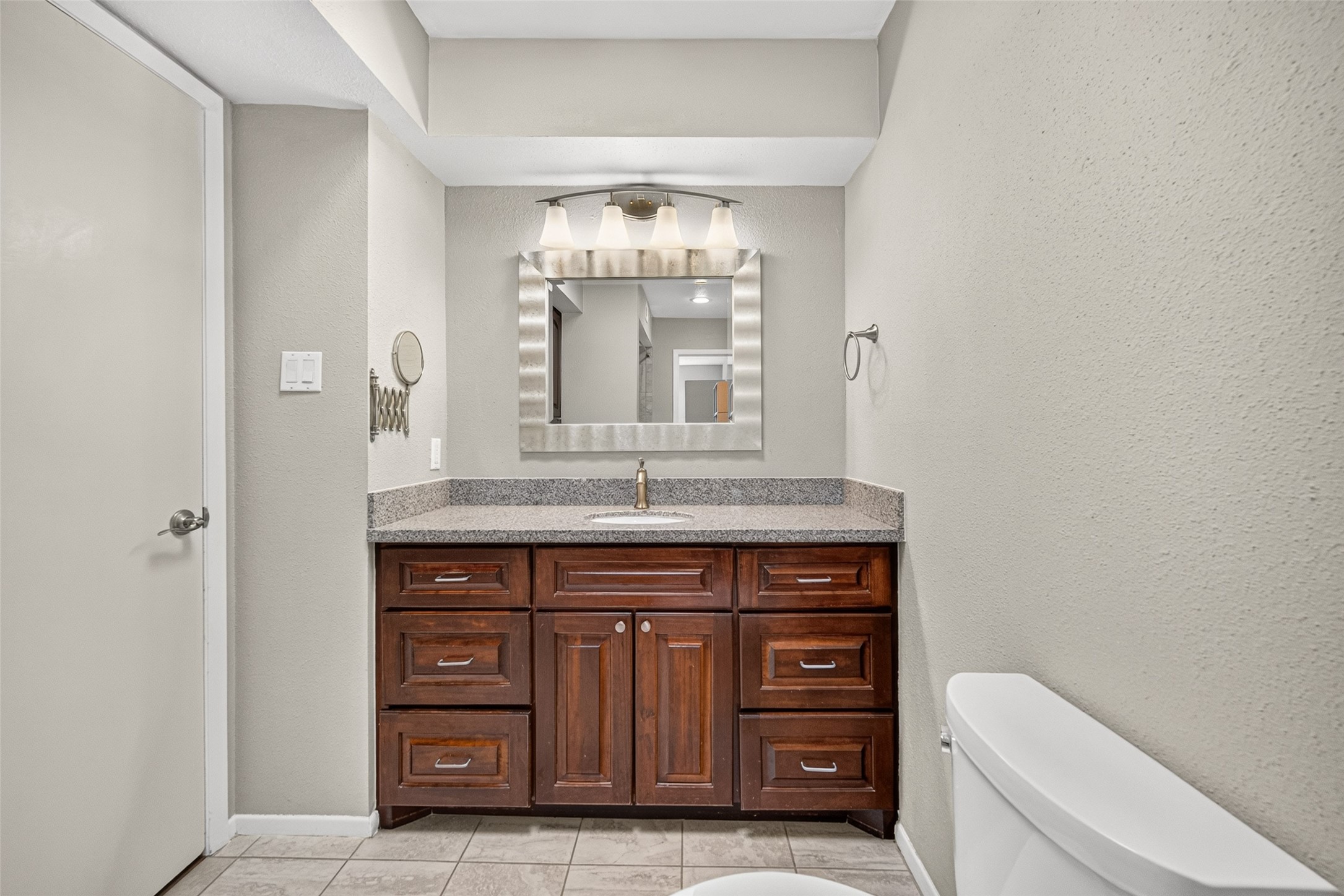 5714 Innsbruck Street Property Photo 41