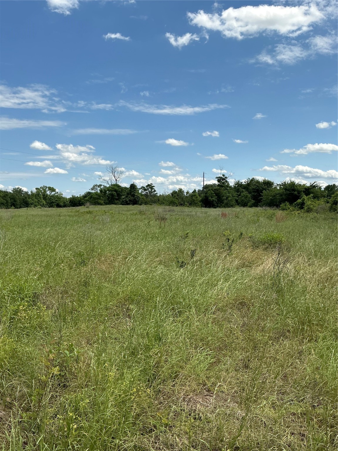 000 Fcr 352 Property Photo 2