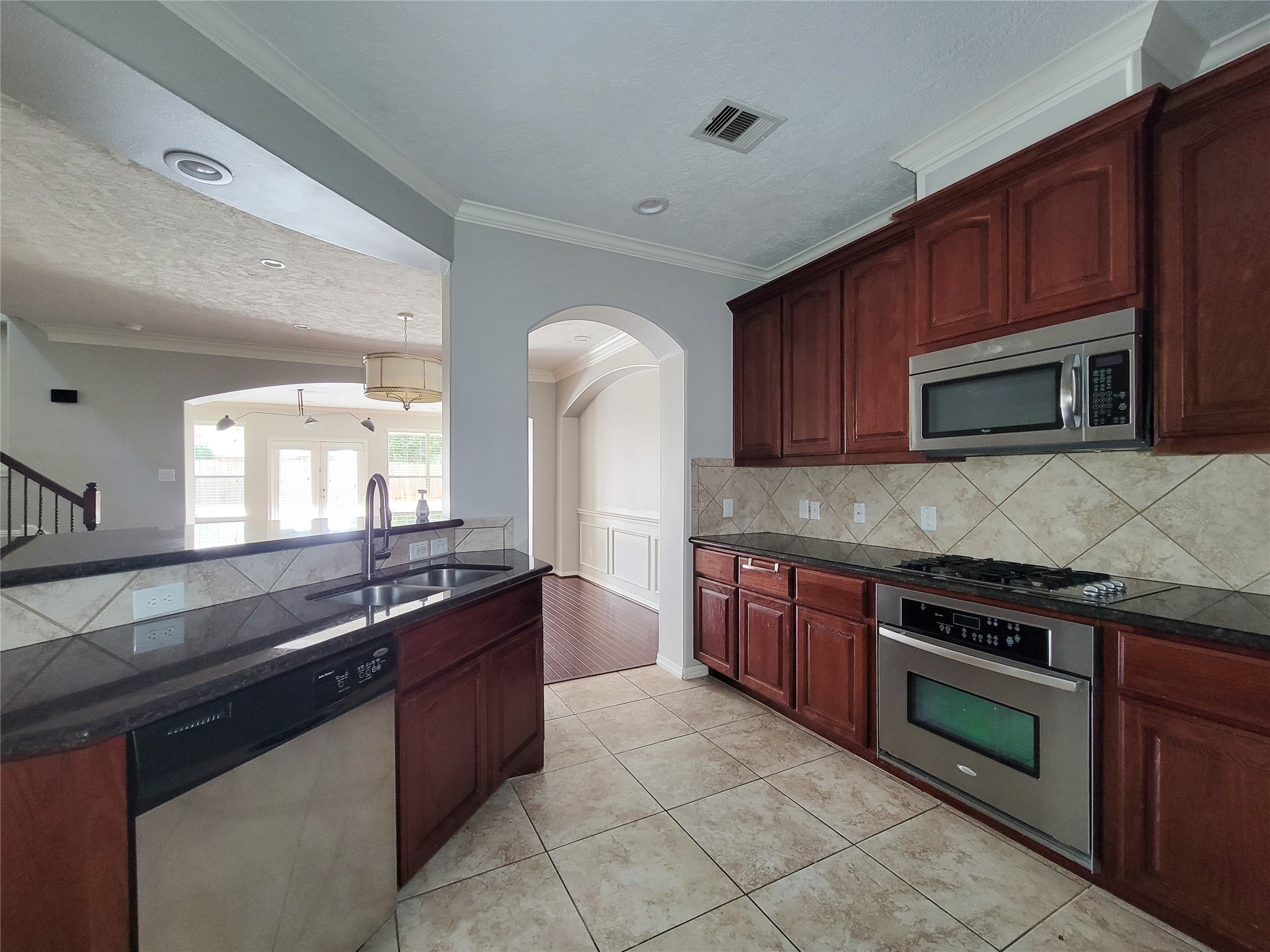1713 W T C Jester Property Photo 7