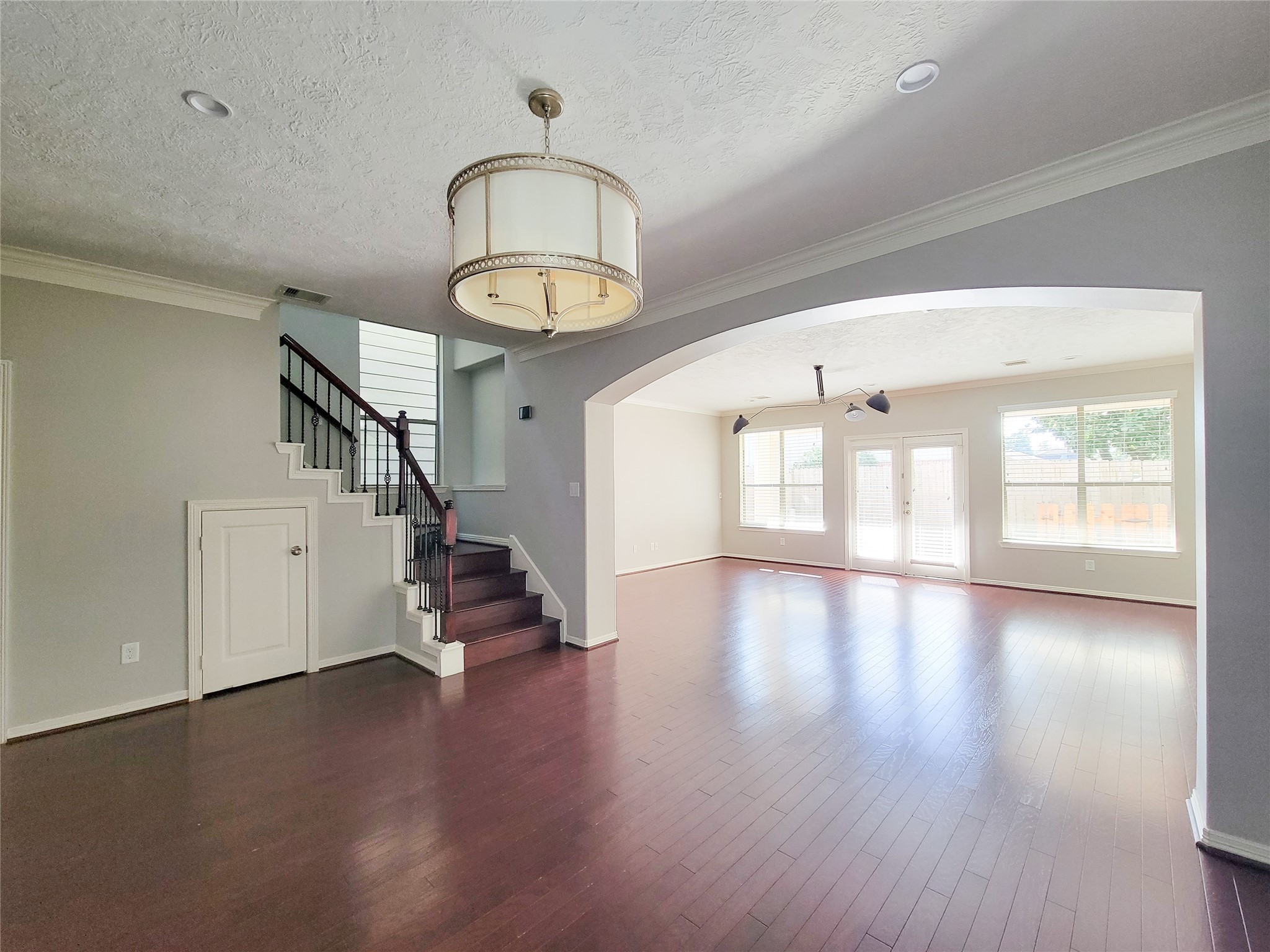 1713 W T C Jester Property Photo 12