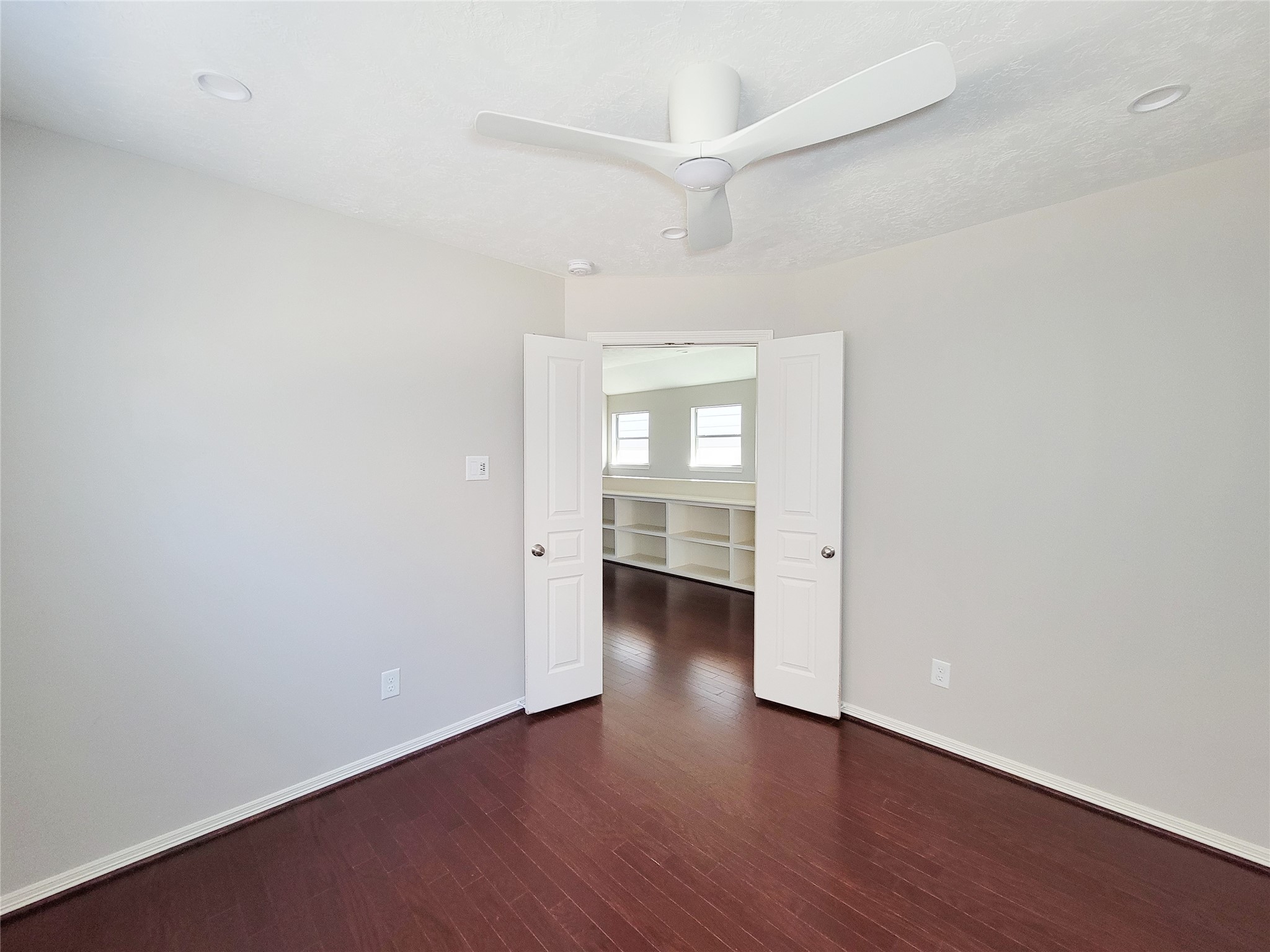1713 W T C Jester Property Photo 27