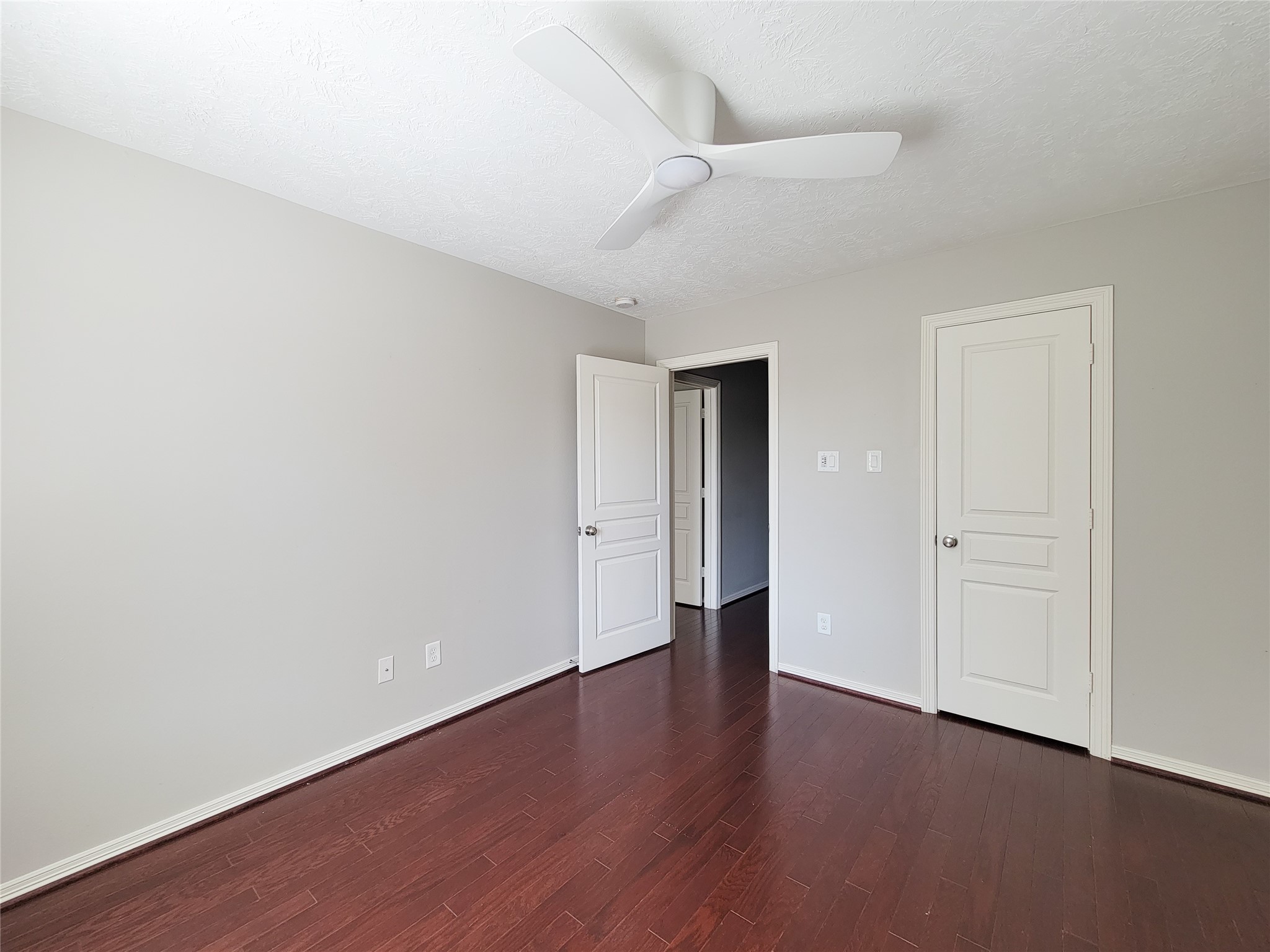 1713 W T C Jester Property Photo 31