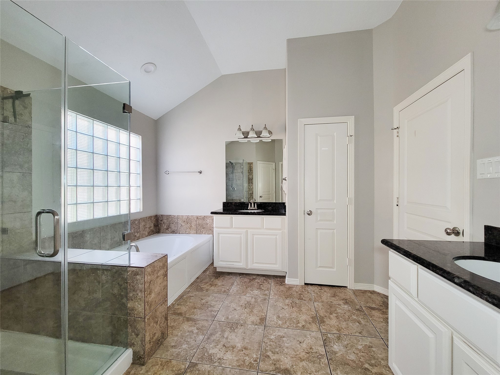 1713 W T C Jester Property Photo 38