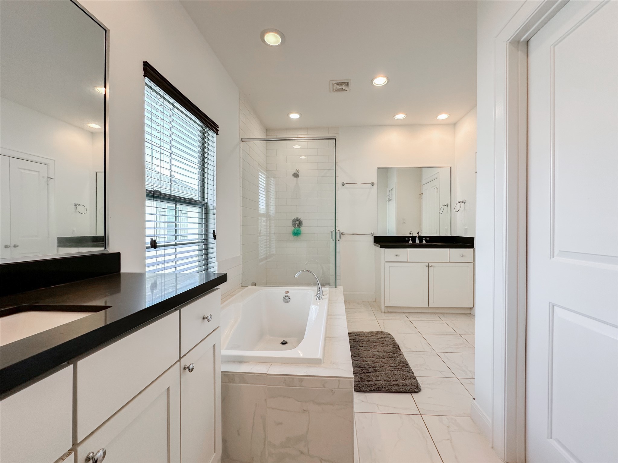 2 Hermann Park Court Property Photo 17