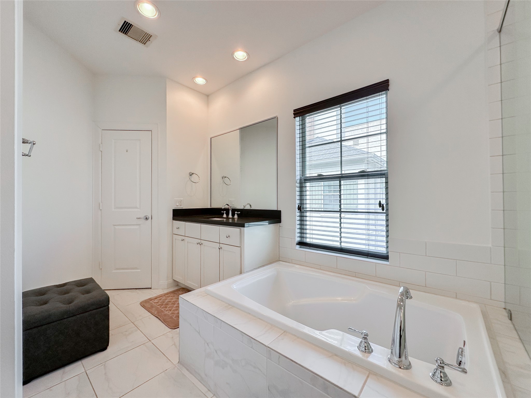2 Hermann Park Court Property Photo 18