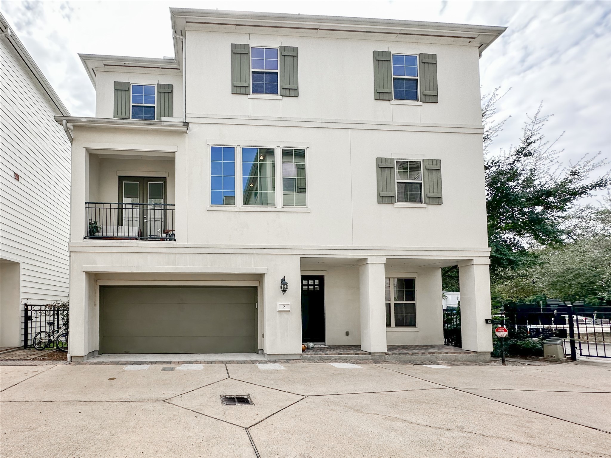 2 Hermann Park Court Property Photo 26