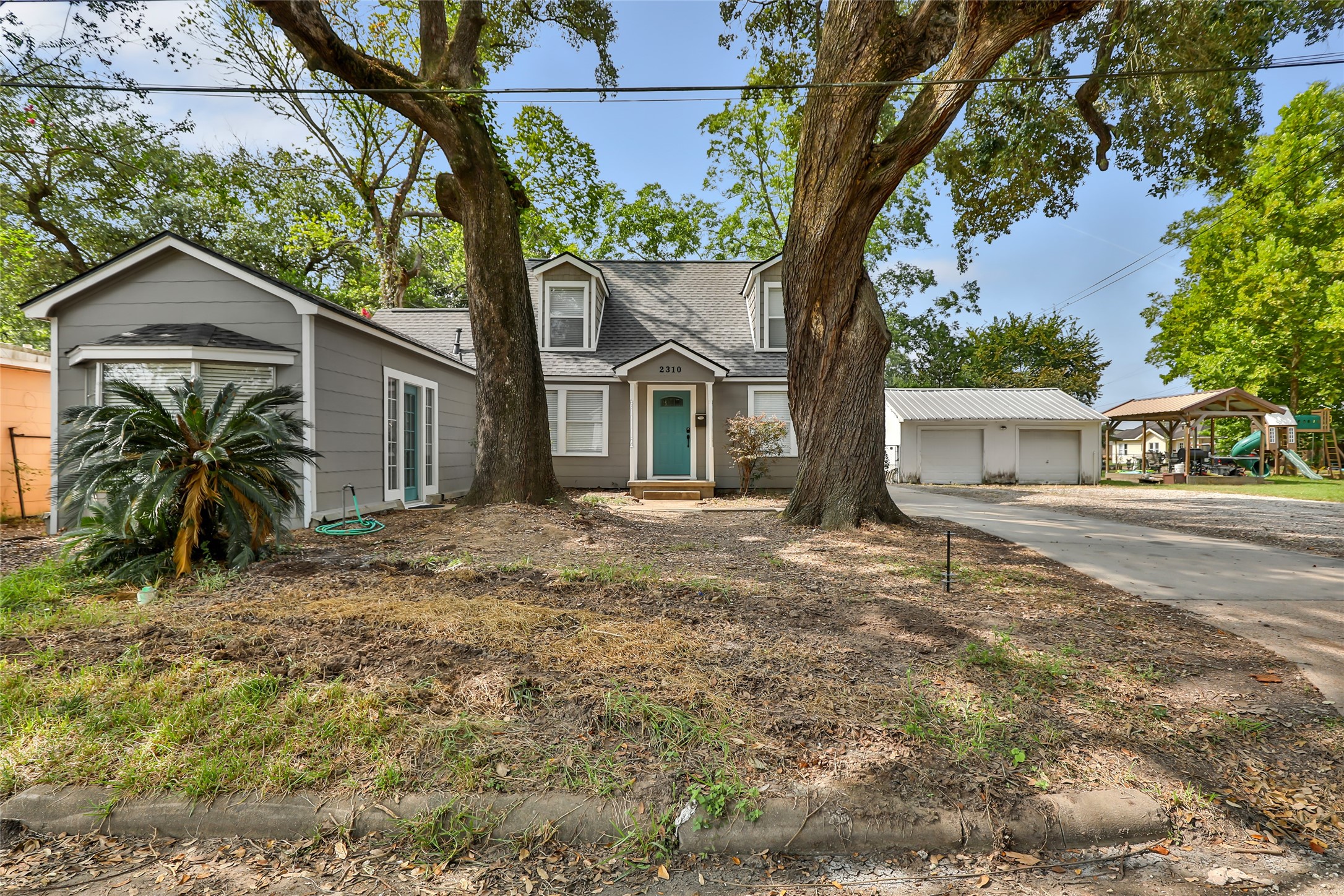 2310 Centennial Street Property Photo 2