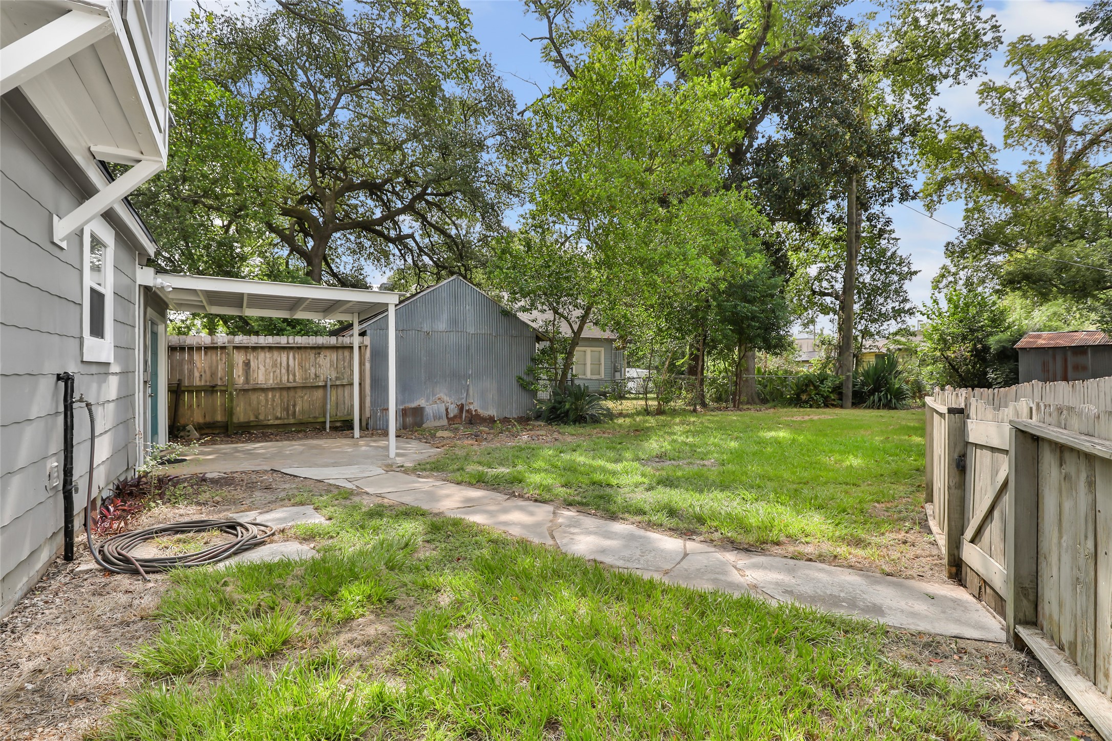 2310 Centennial Street Property Photo 4