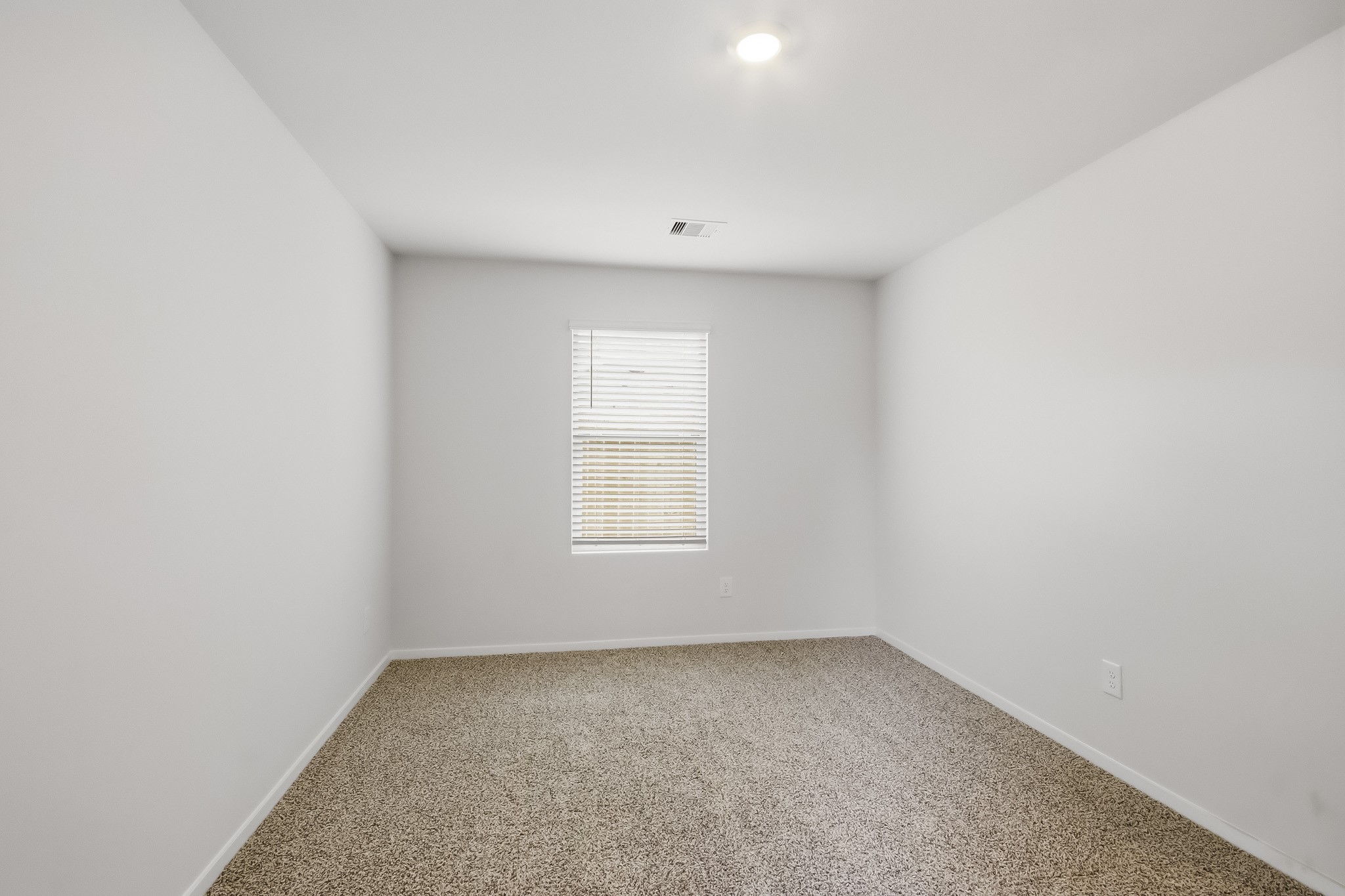 22922 Primrose Wind Property Photo 13