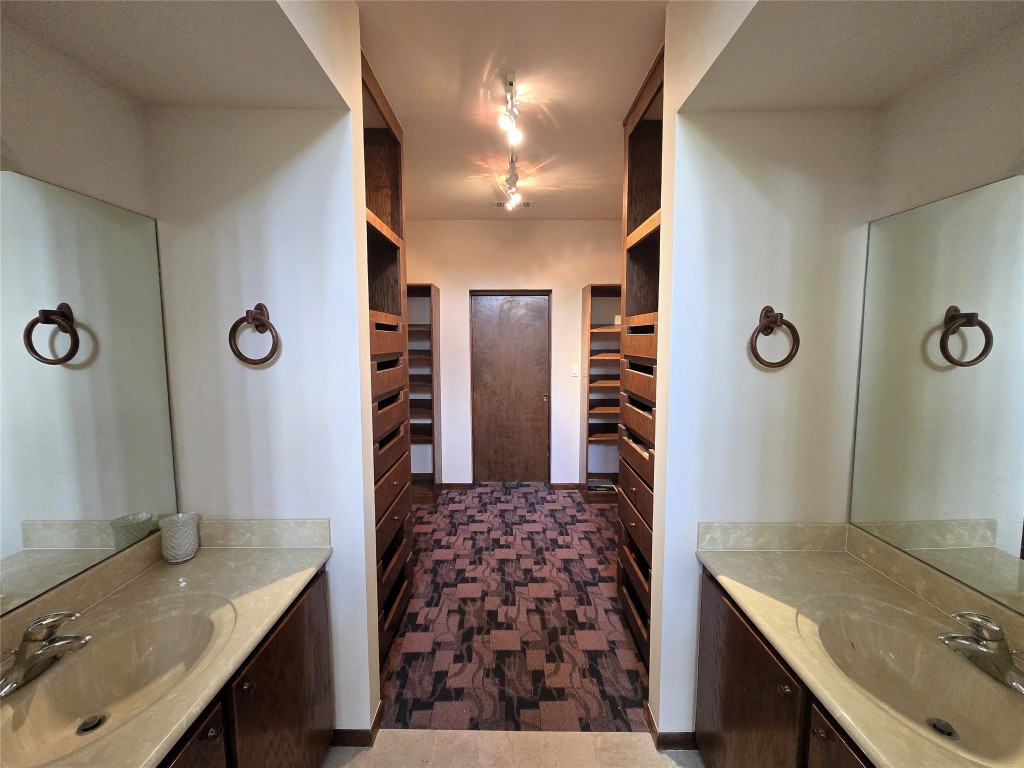 3231 Hemingway Drive Property Photo 24