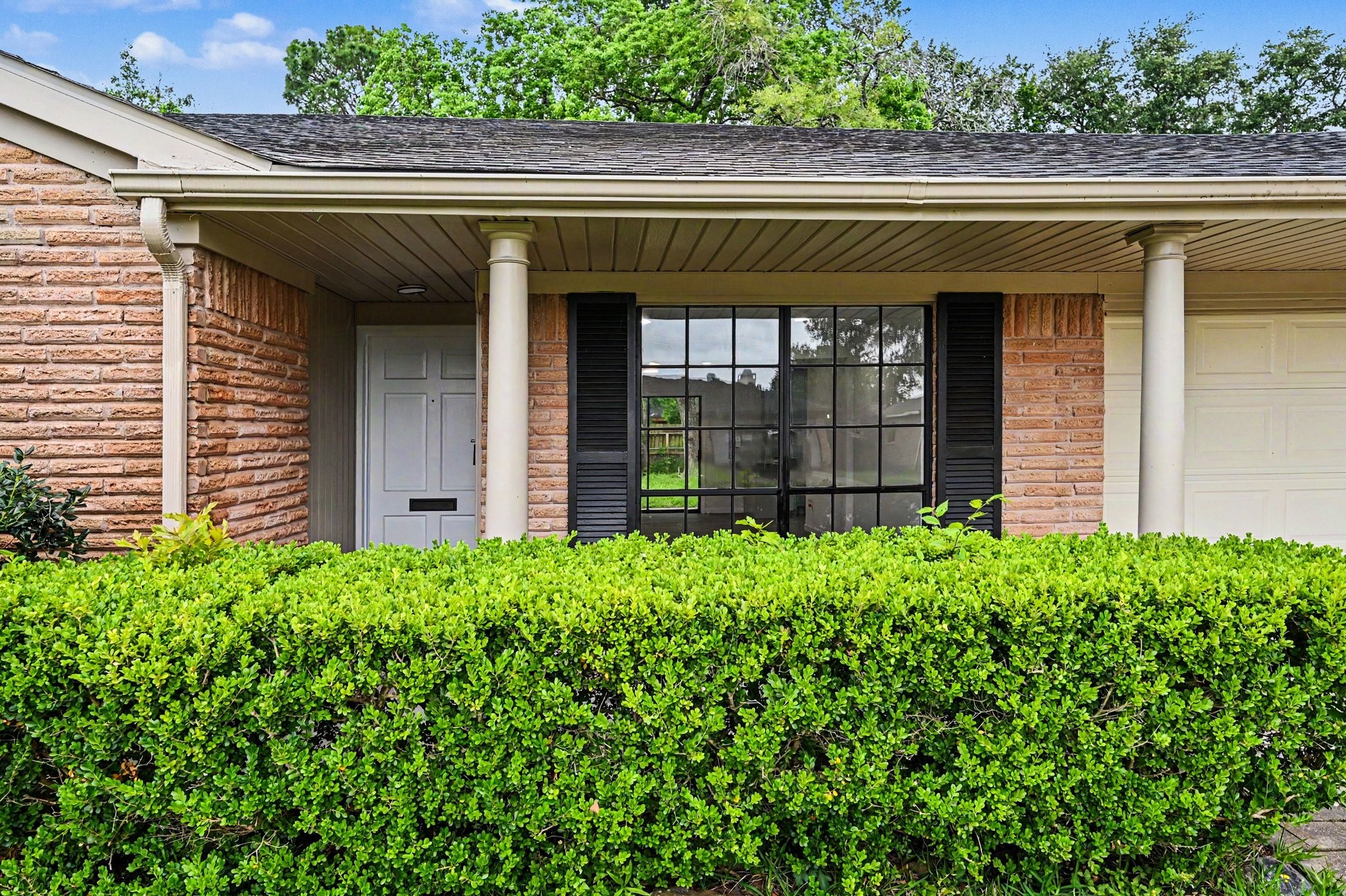 7607 Grape Street Property Photo 4
