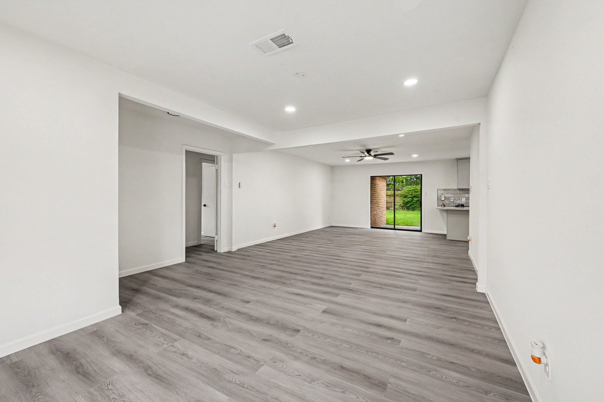 7607 Grape Street Property Photo 14