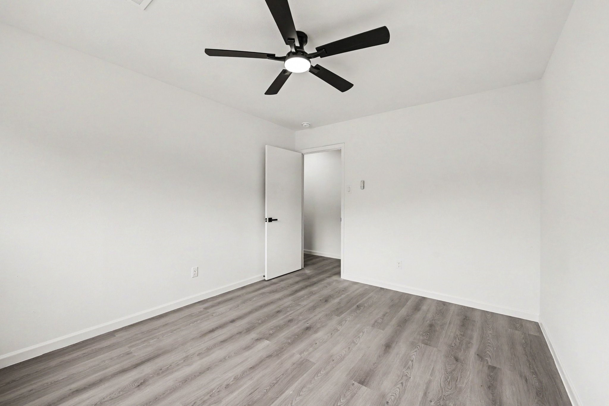 7607 Grape Street Property Photo 22