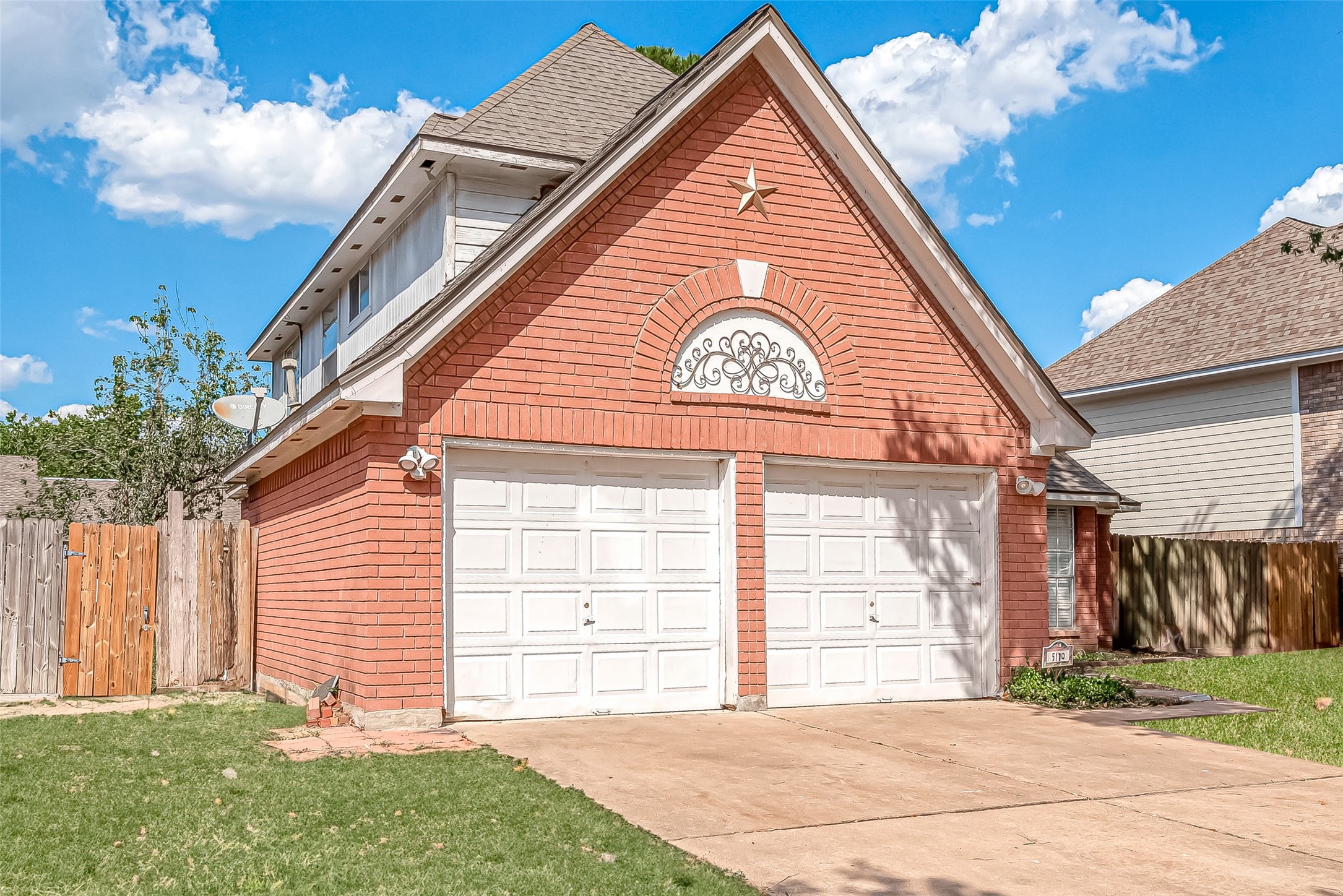 5110 Prairie Creek Drive Property Photo 3