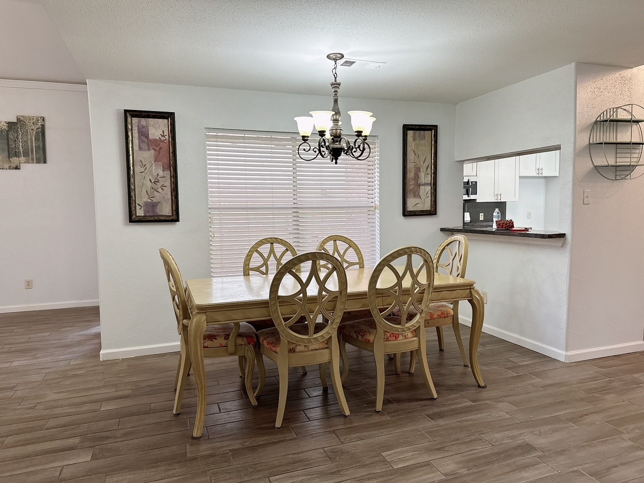 5110 Prairie Creek Drive Property Photo 5