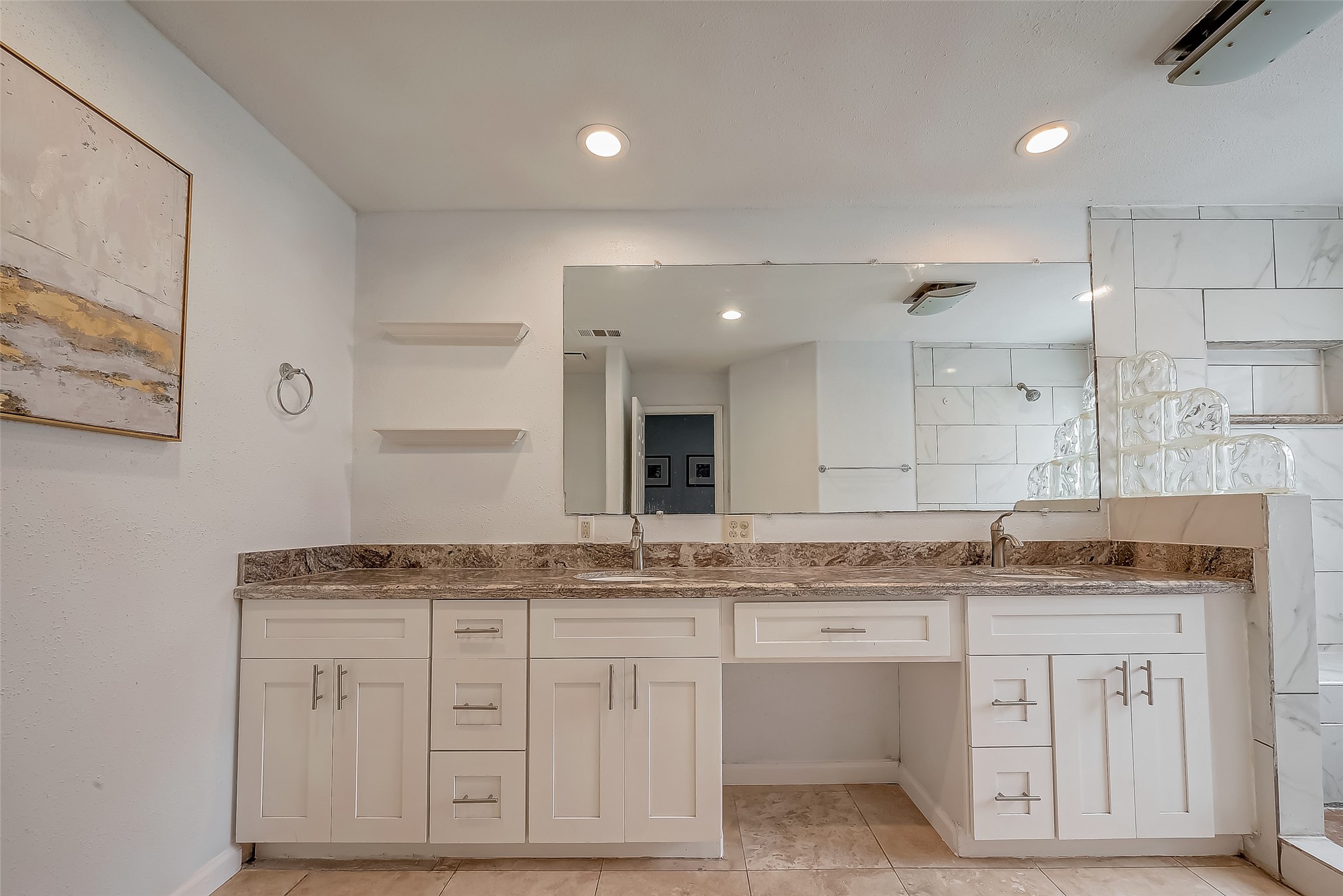 5110 Prairie Creek Drive Property Photo 28