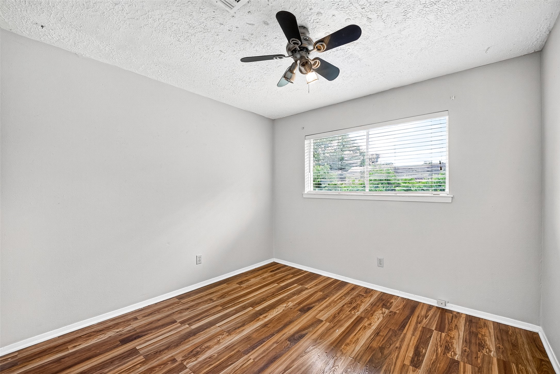 3602 Cedarcrest Drive Property Photo 19