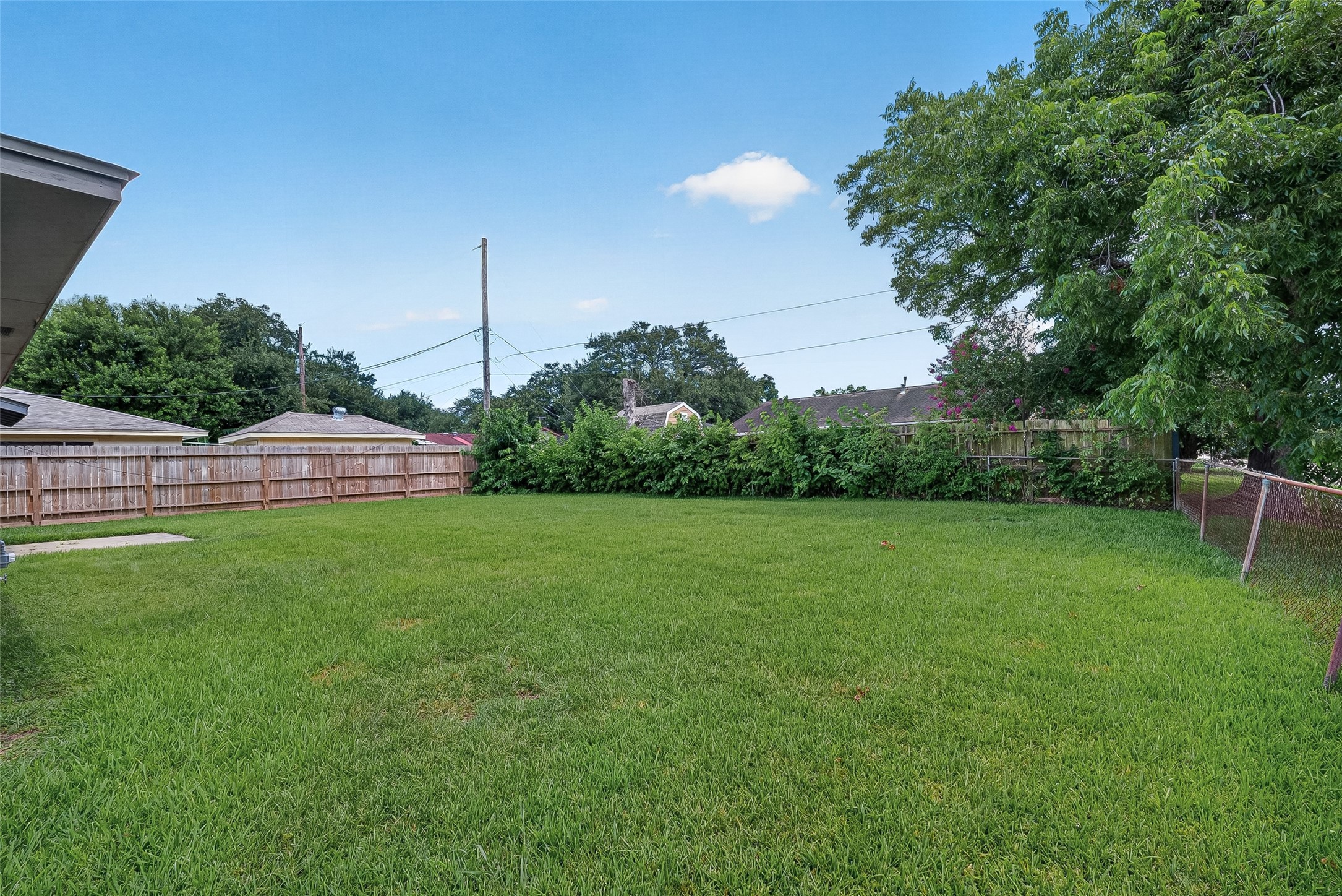 3602 Cedarcrest Drive Property Photo 25