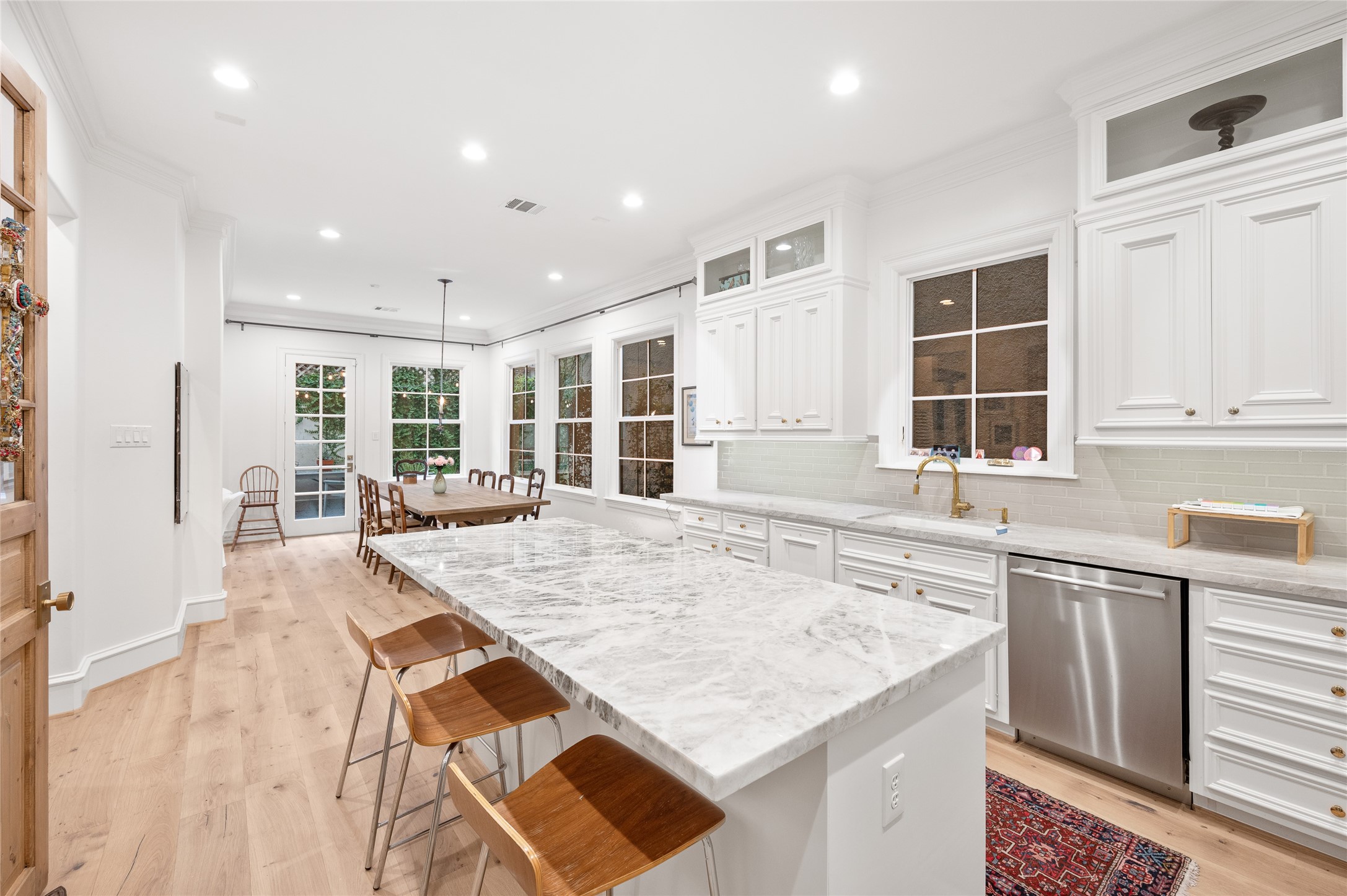 1235 Wynden Oaks Garden Drive Property Photo 13