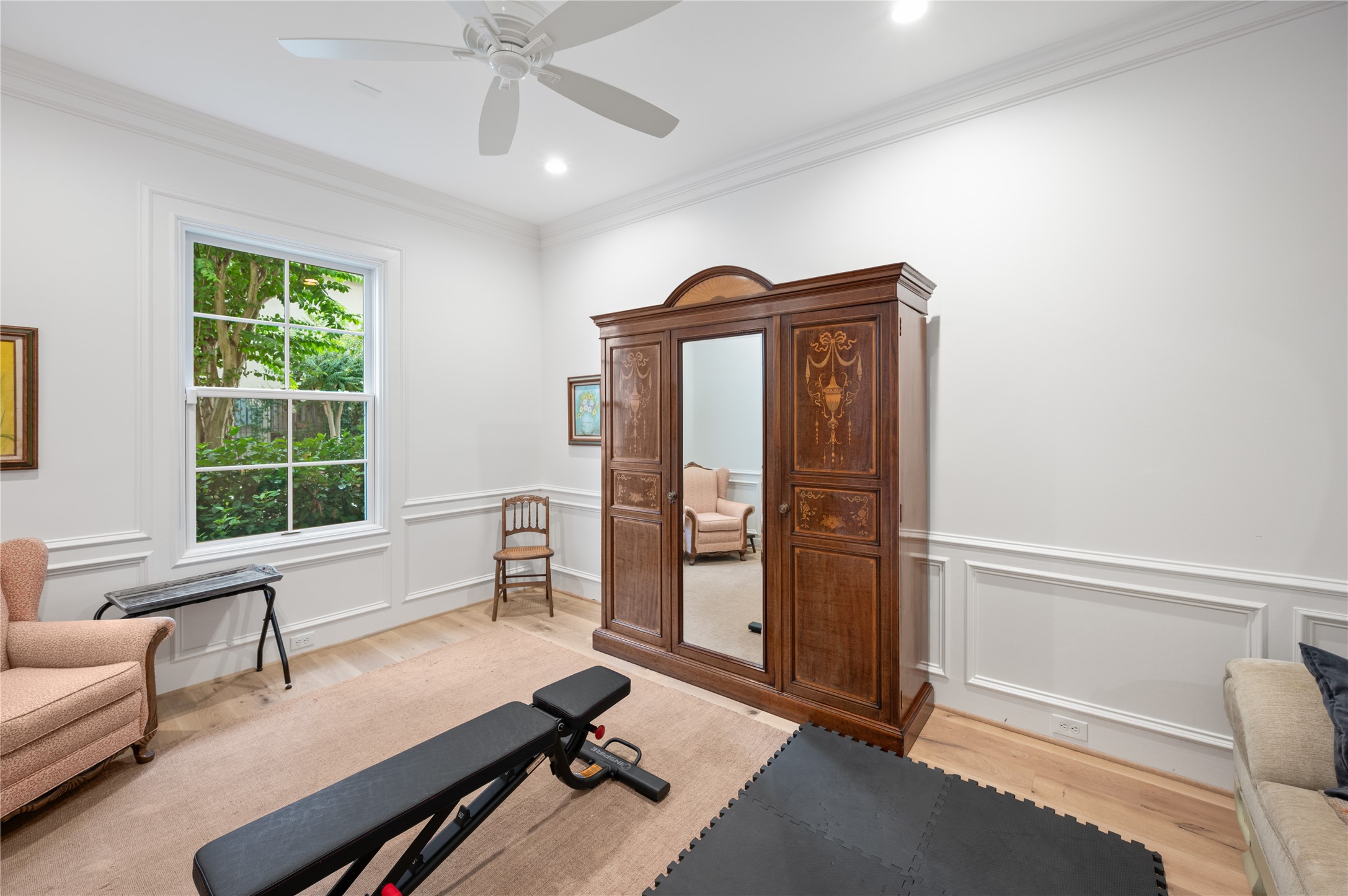 1235 Wynden Oaks Garden Drive Property Photo 16