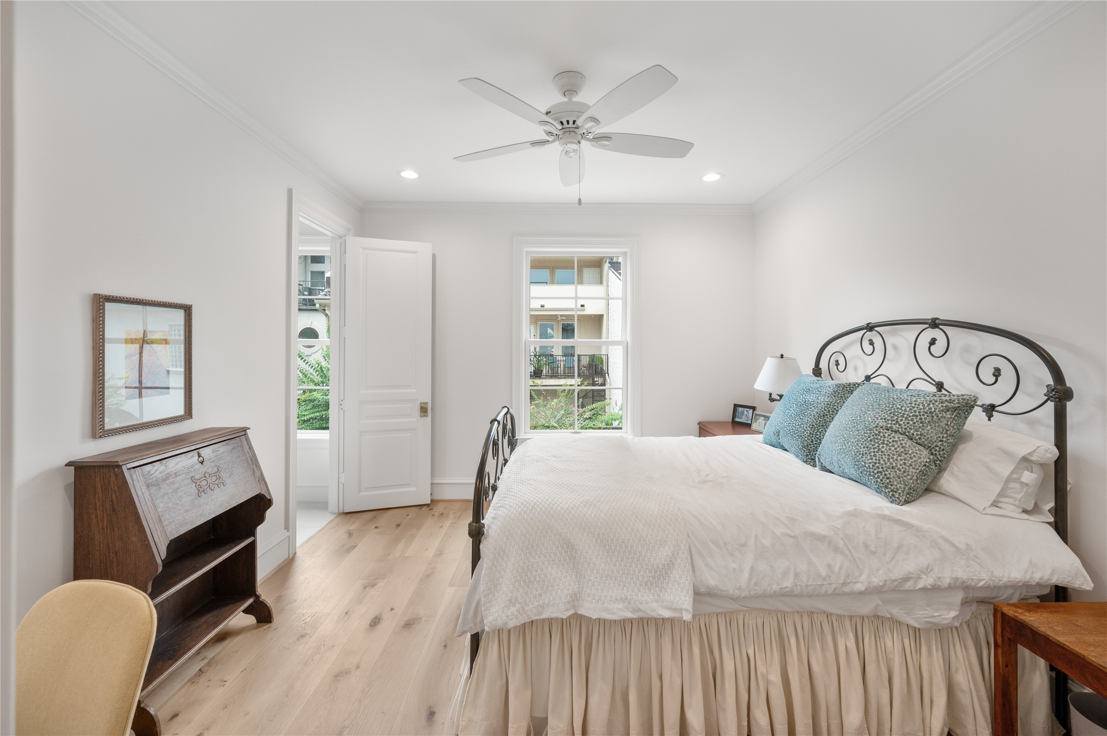 1235 Wynden Oaks Garden Drive Property Photo 32