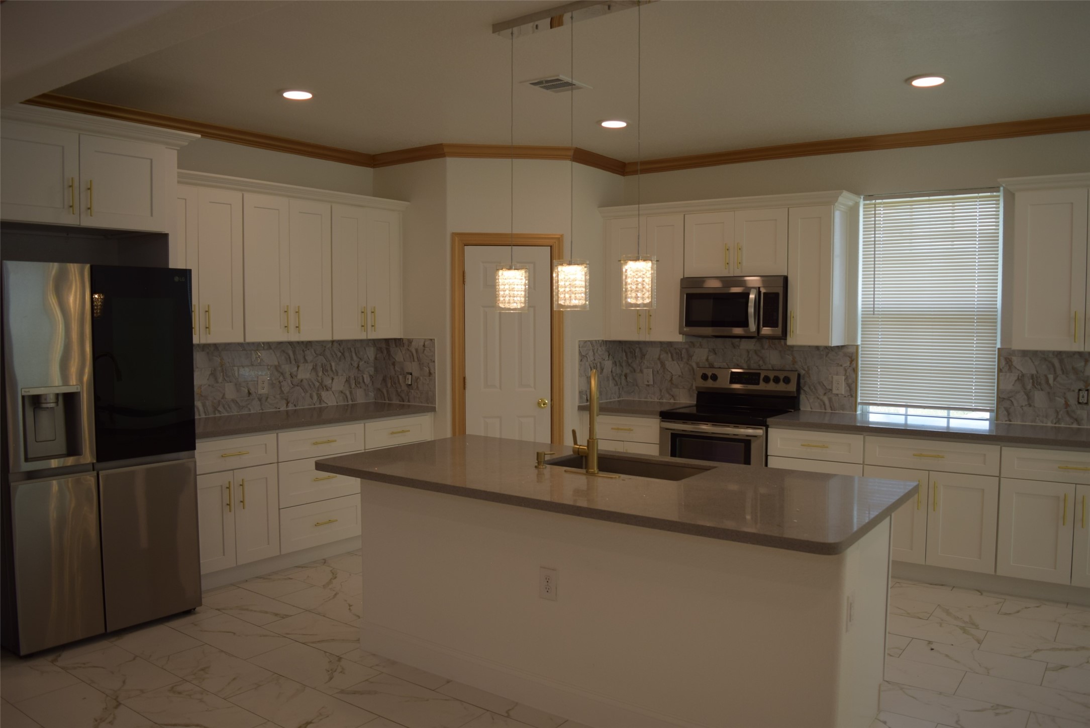 445 Road 5102 J Property Photo 6