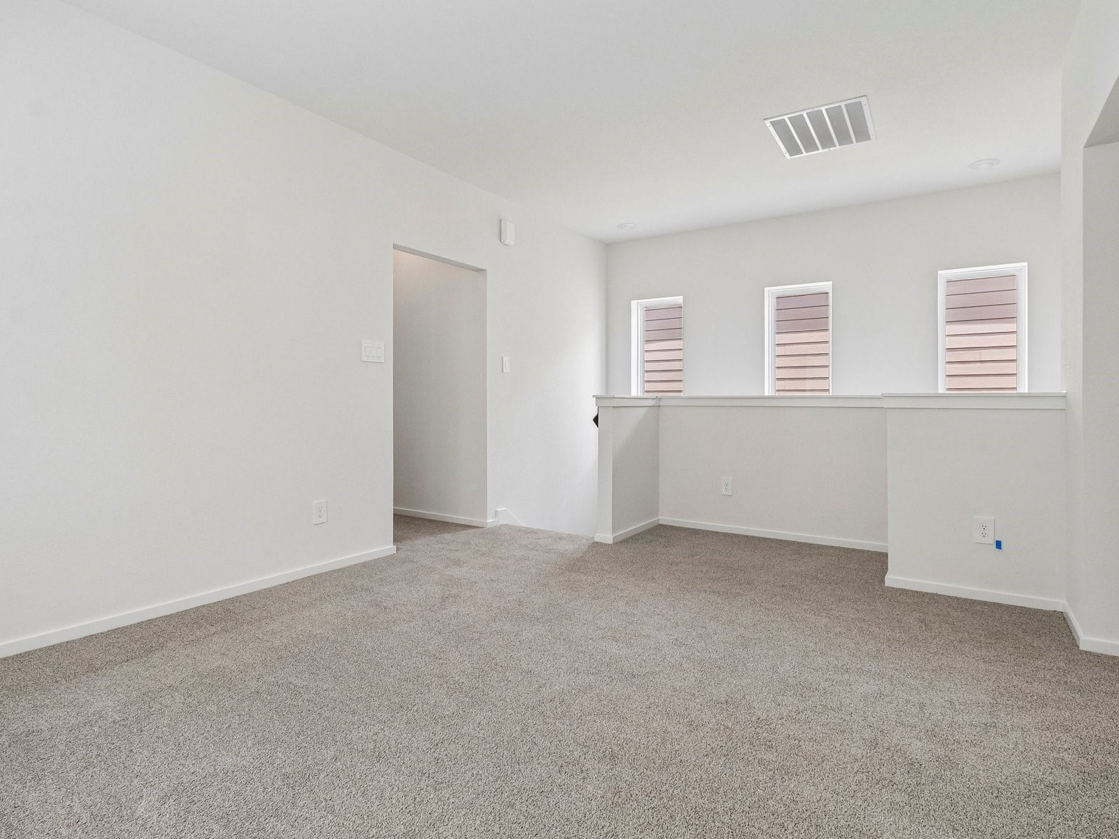 6326 Sapphire Ocean Drive Property Photo 9