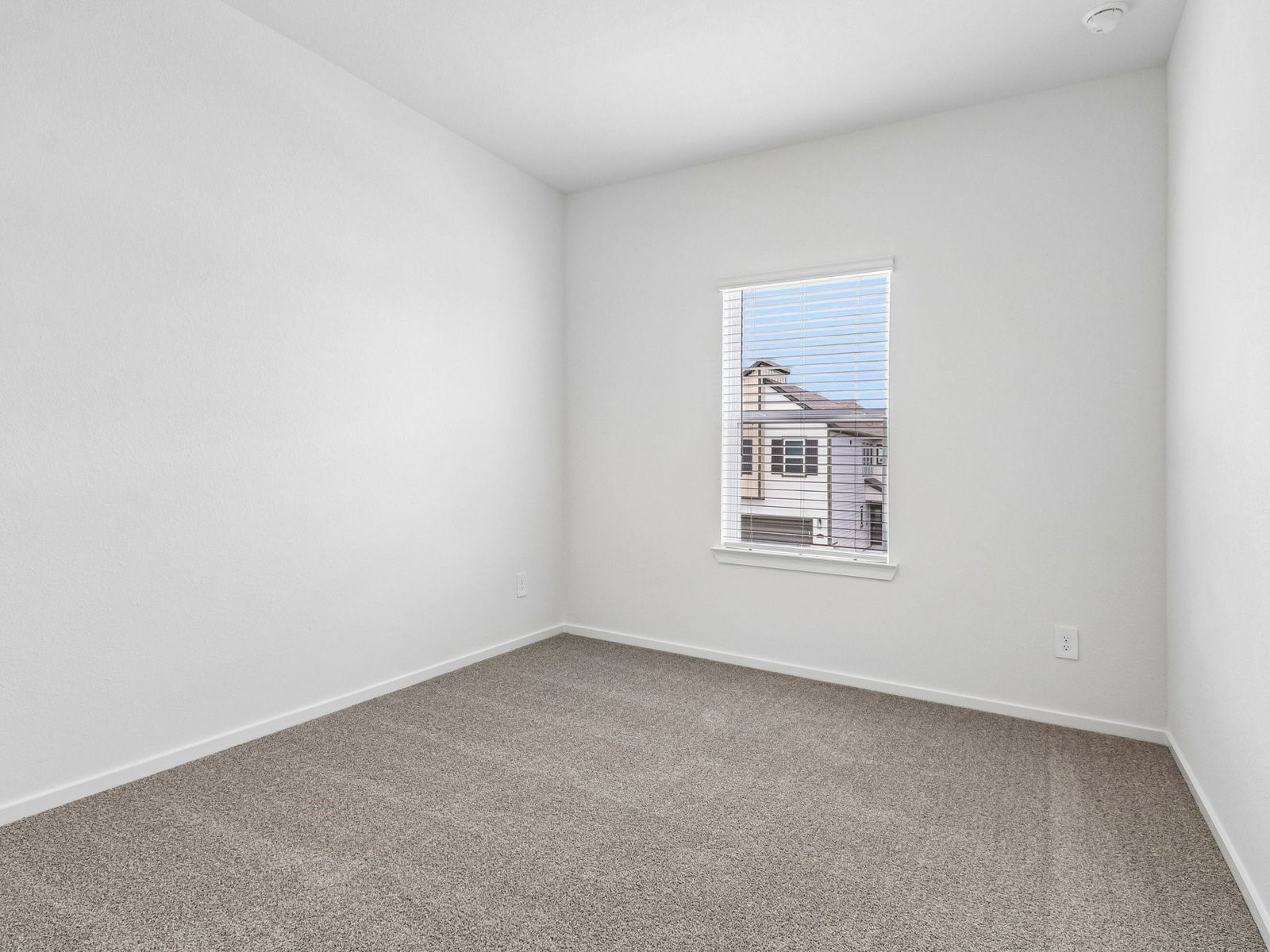 6326 Sapphire Ocean Drive Property Photo 19