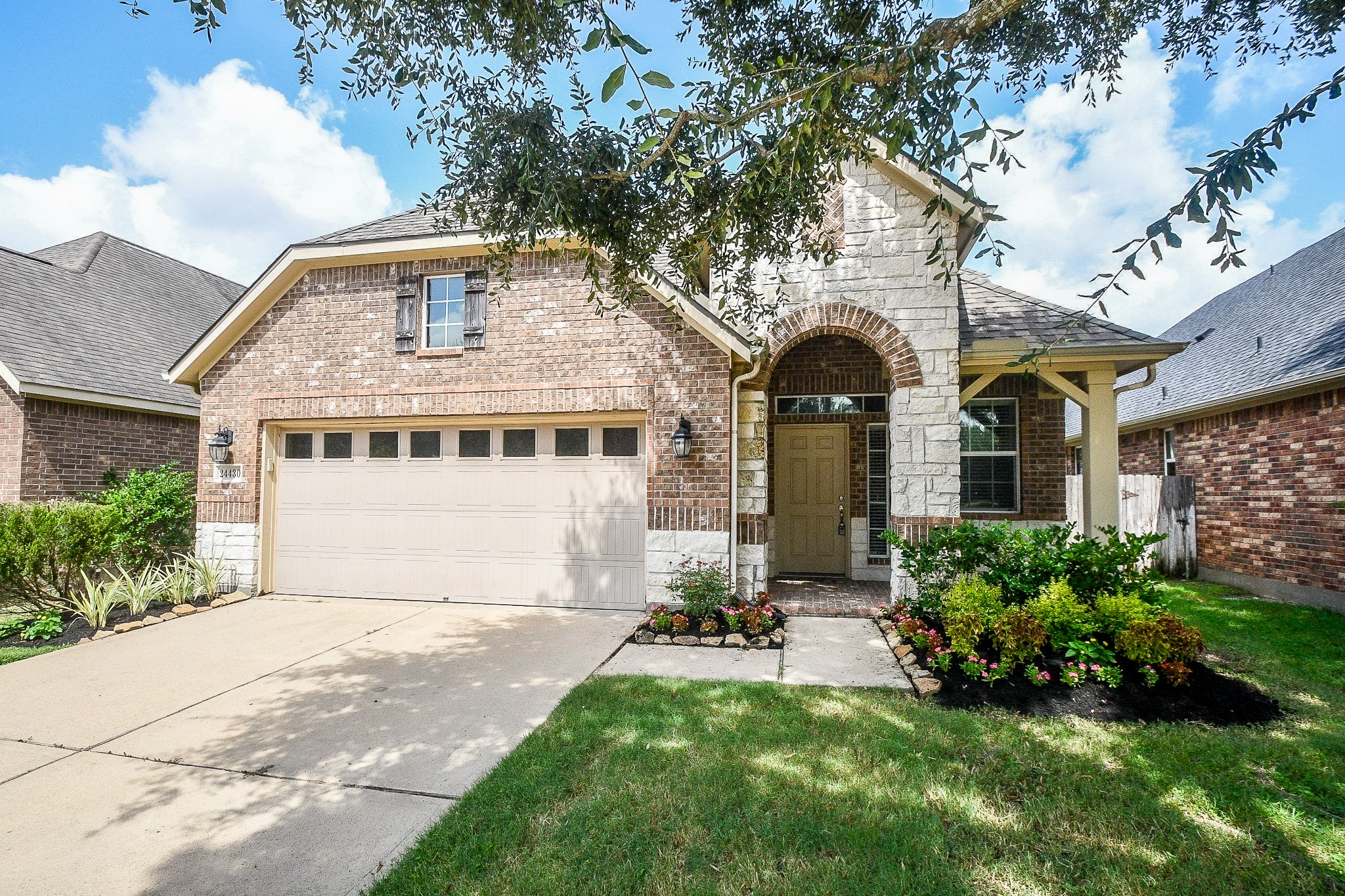 24430 Haywards Crossing Lane Property Photo 1