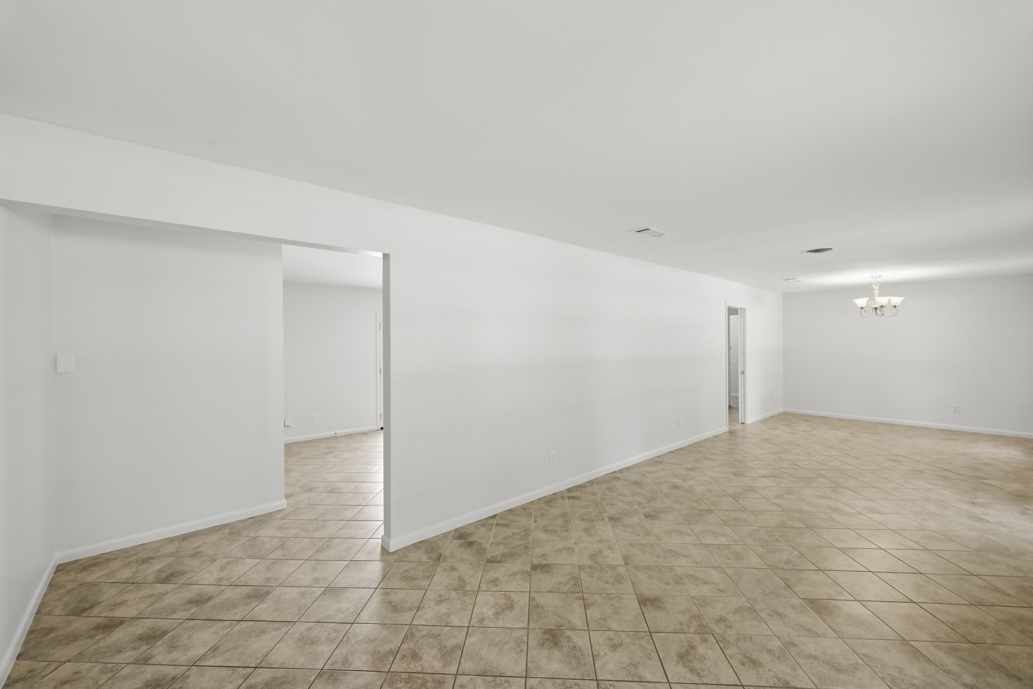 10503 Shadow Wood Drive Property Photo 9
