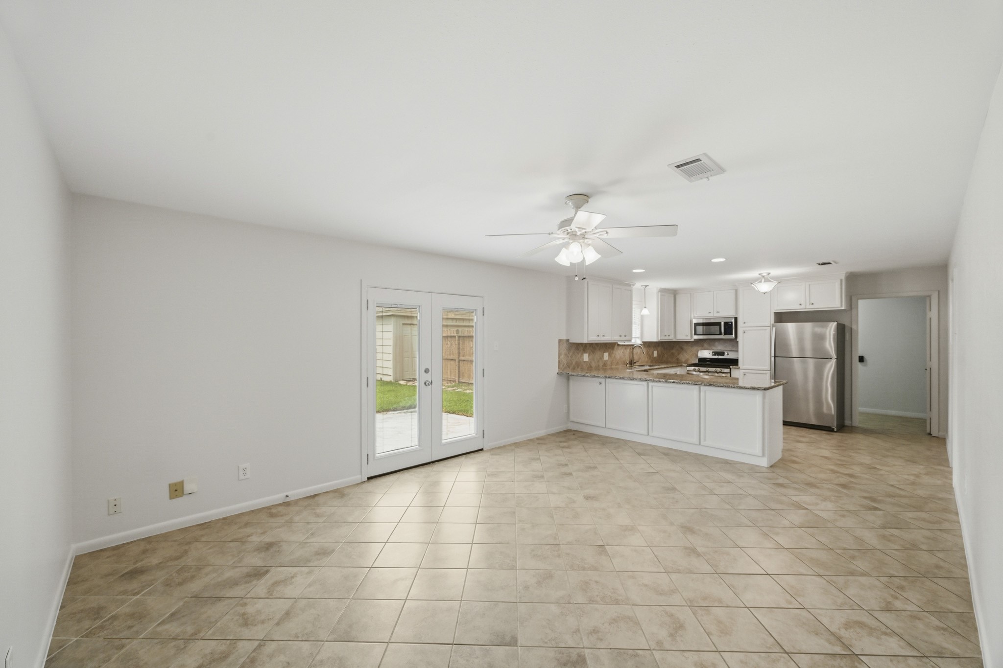 10503 Shadow Wood Drive Property Photo 13