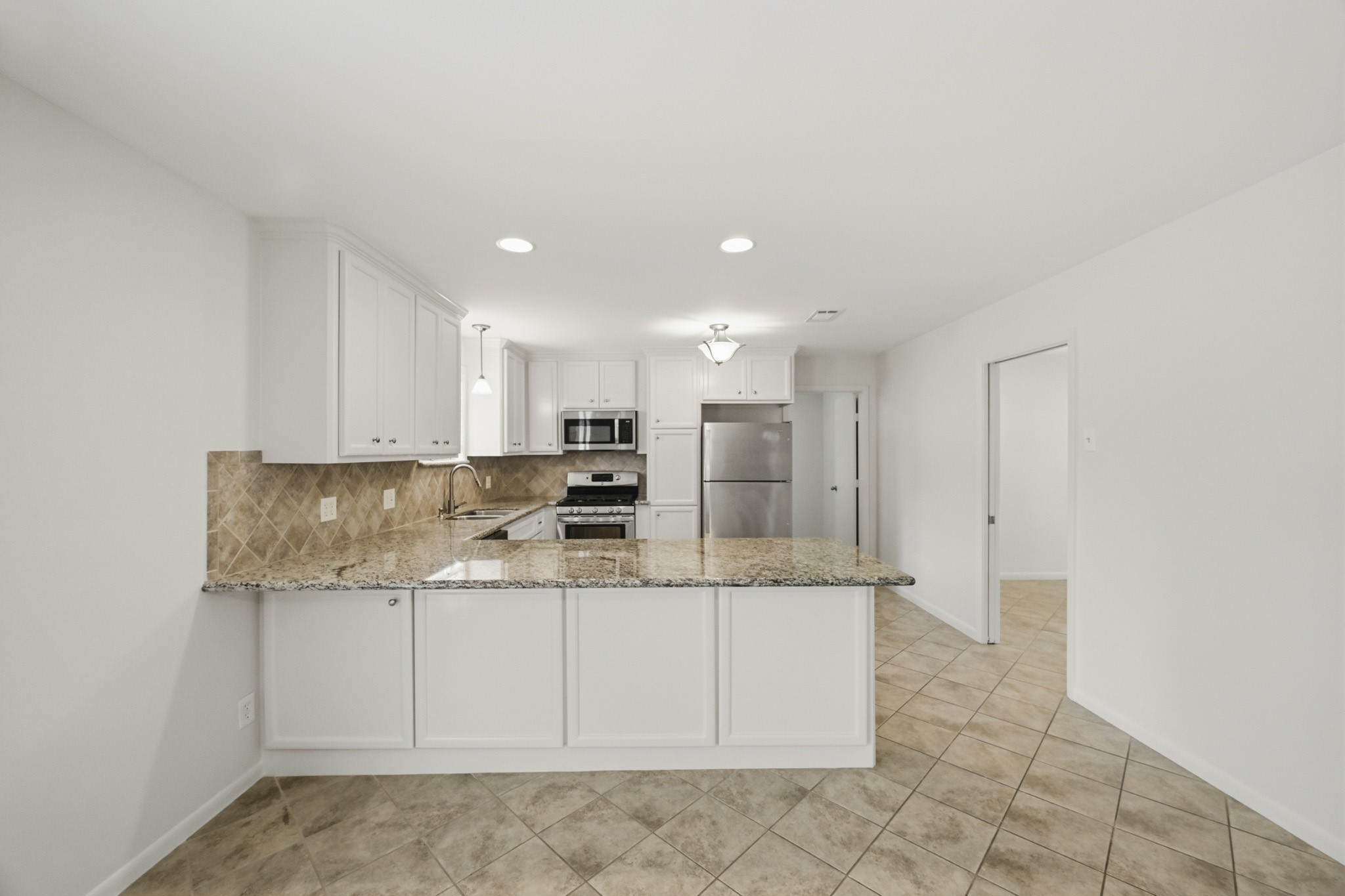 10503 Shadow Wood Drive Property Photo 14