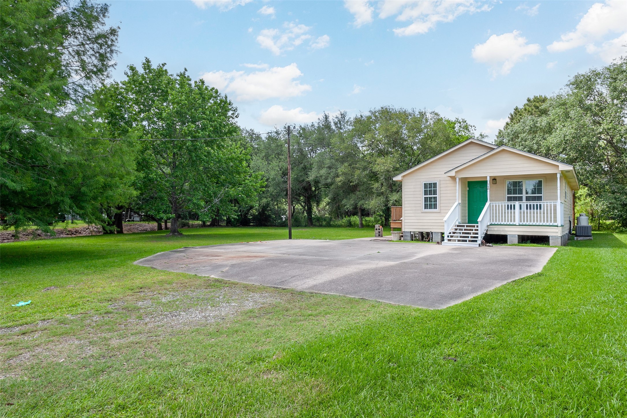 940 W Buccaneer Drive Property Photo