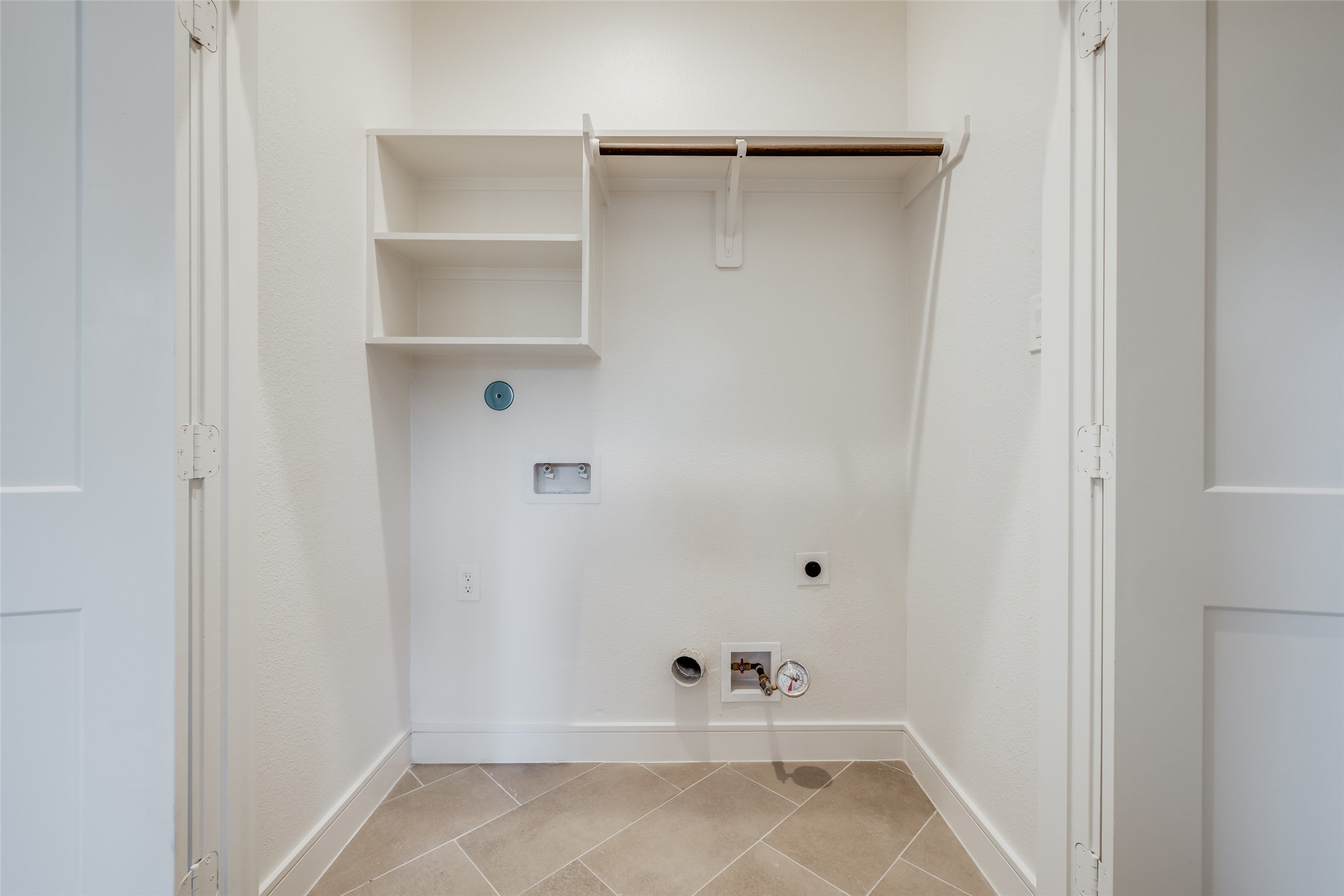 6514 Old Olive Tree Drive Property Photo 11