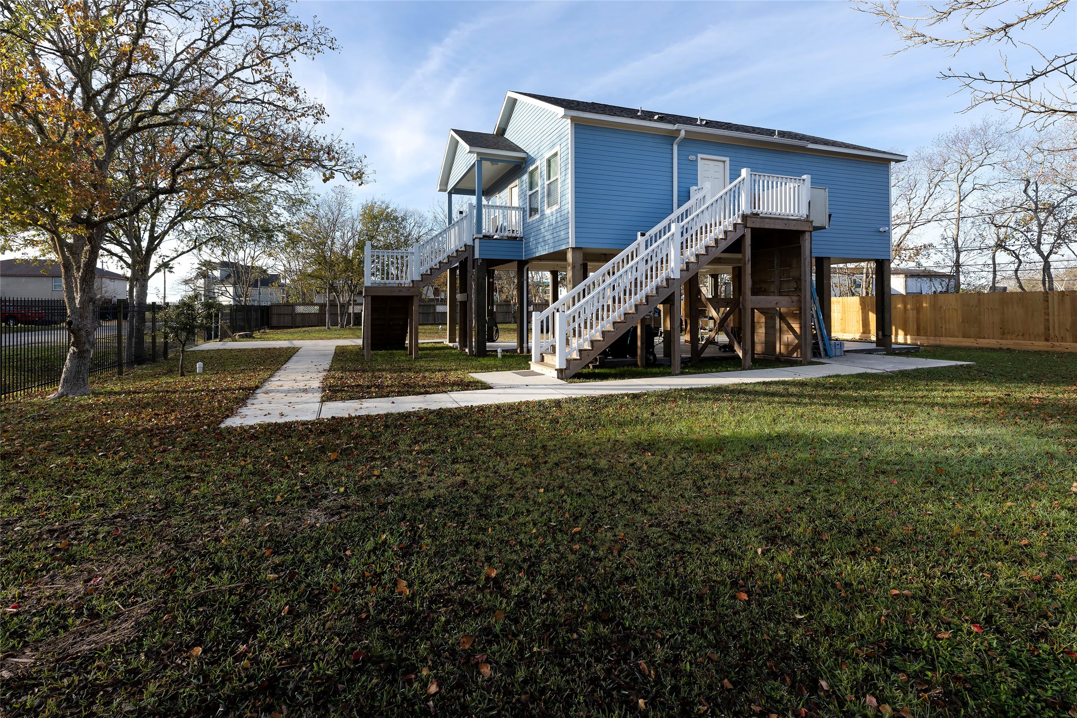1126 3 Ks Property Photo 3