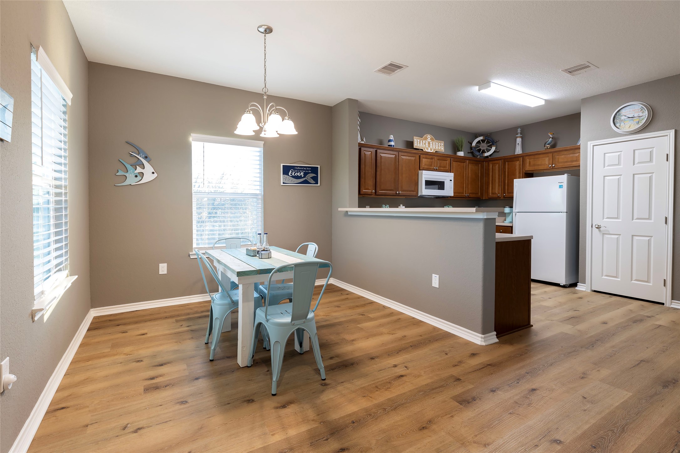 1126 3 Ks Property Photo 9