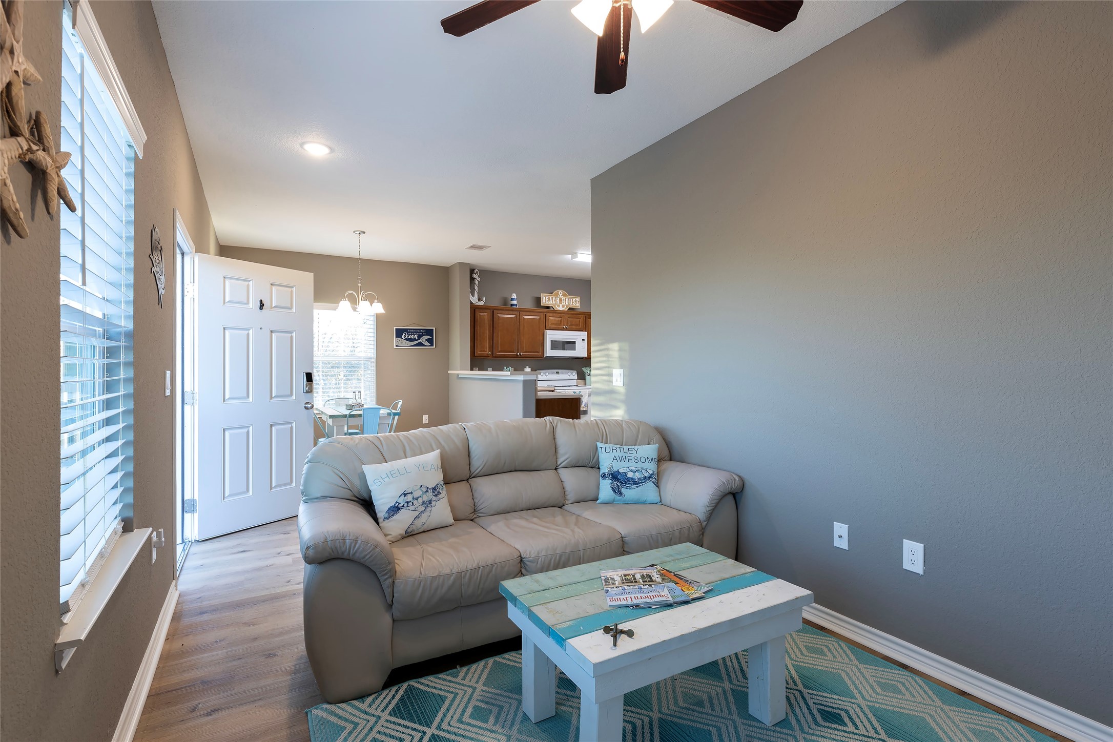 1126 3 Ks Property Photo 20