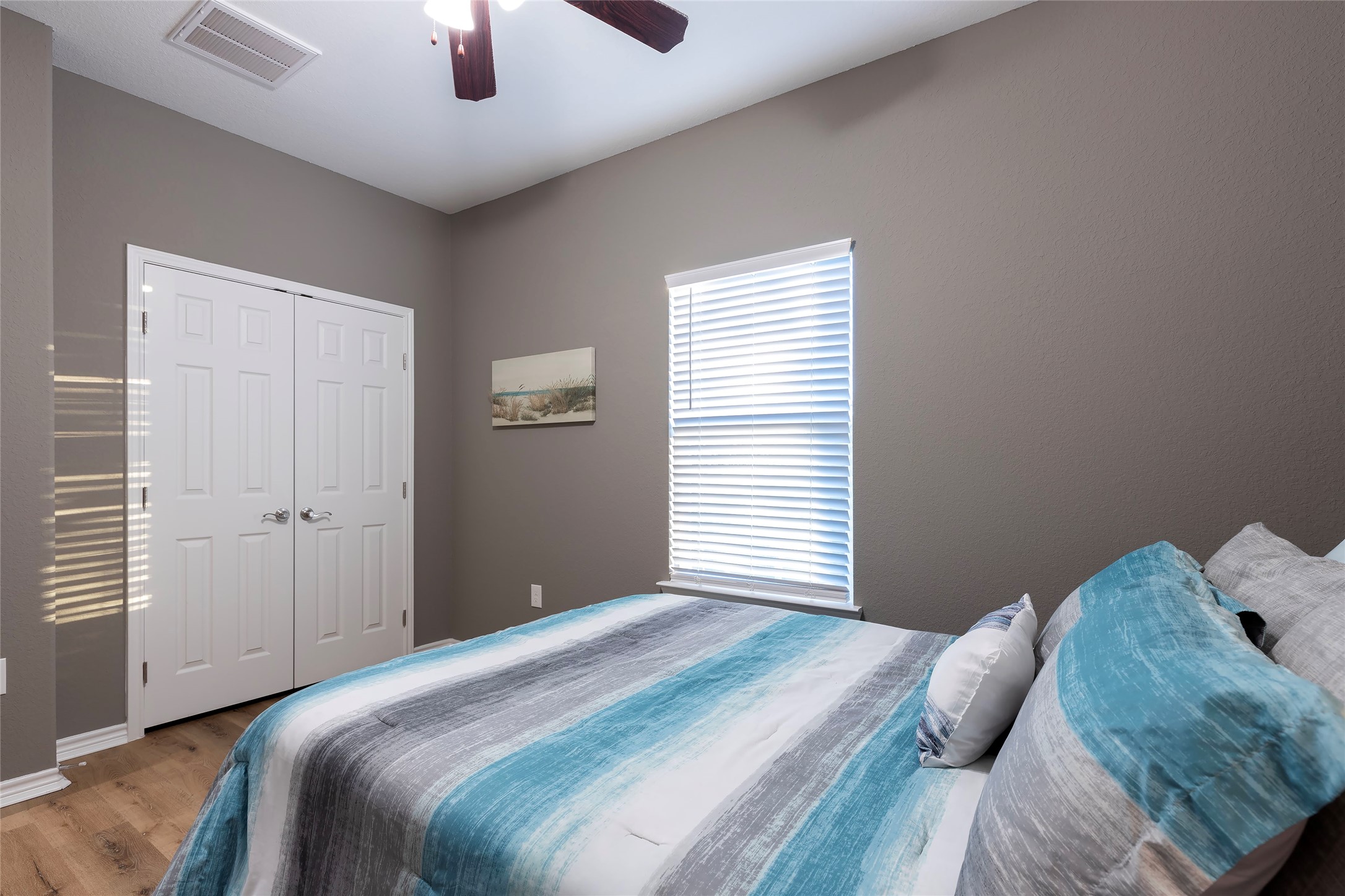 1126 3 Ks Property Photo 25