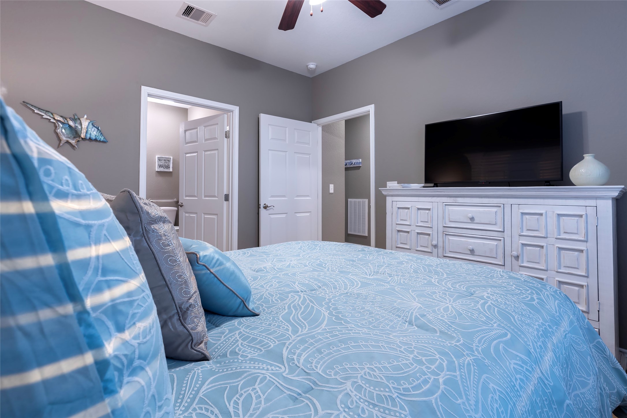 1126 3 Ks Property Photo 30