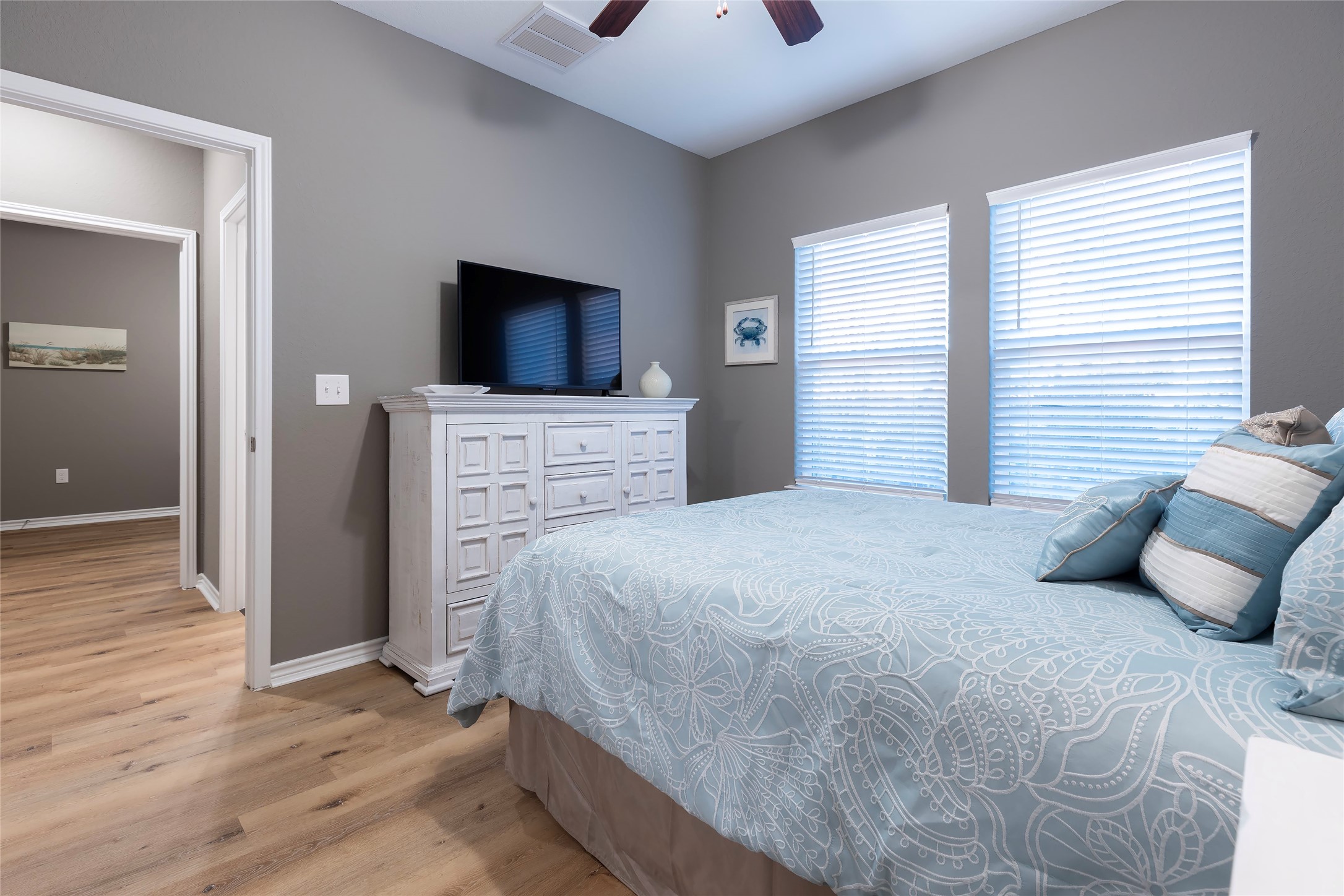 1126 3 Ks Property Photo 31