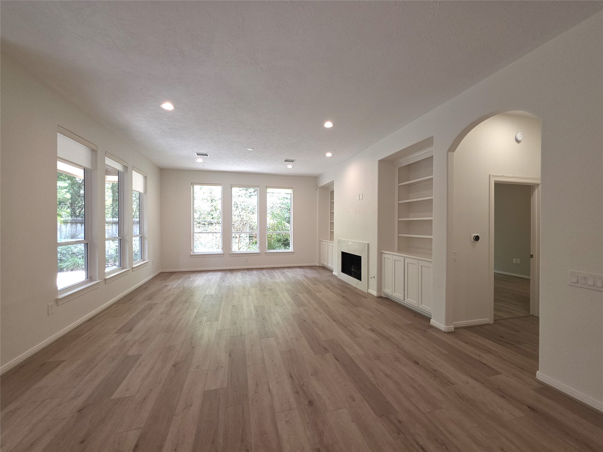 6 Cheshire Glen Court Property Photo 9