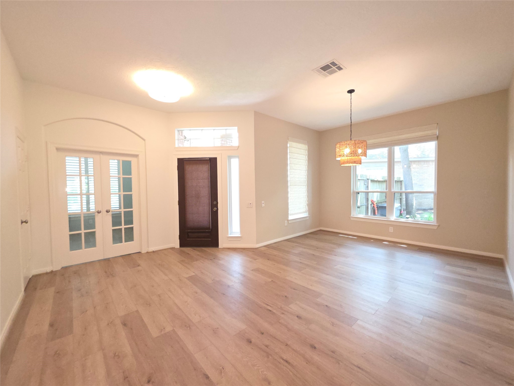 6 Cheshire Glen Court Property Photo 11