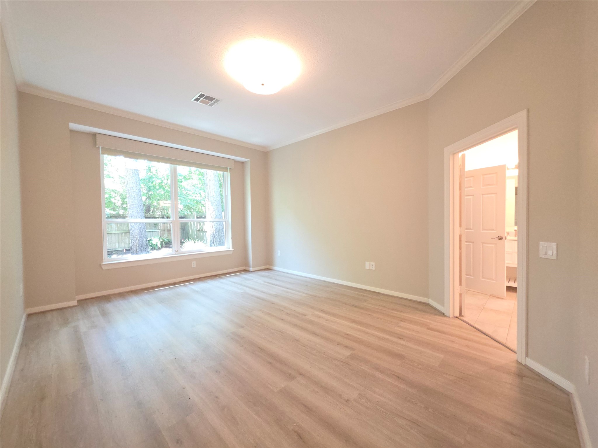 6 Cheshire Glen Court Property Photo 13